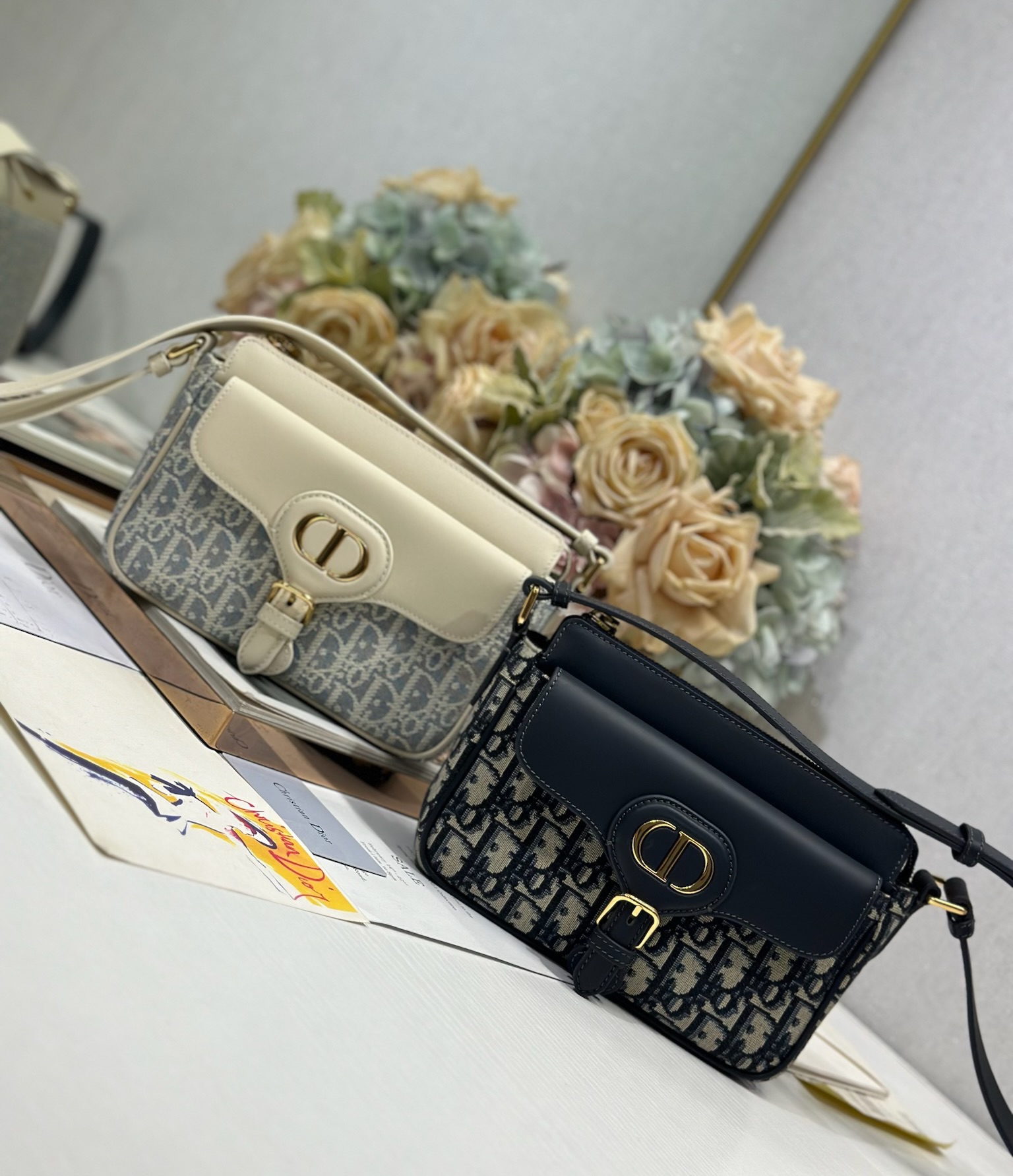 Dior 新款波比拉链小包#蓝D布/椰子蓝D布✔️



型号：2358
