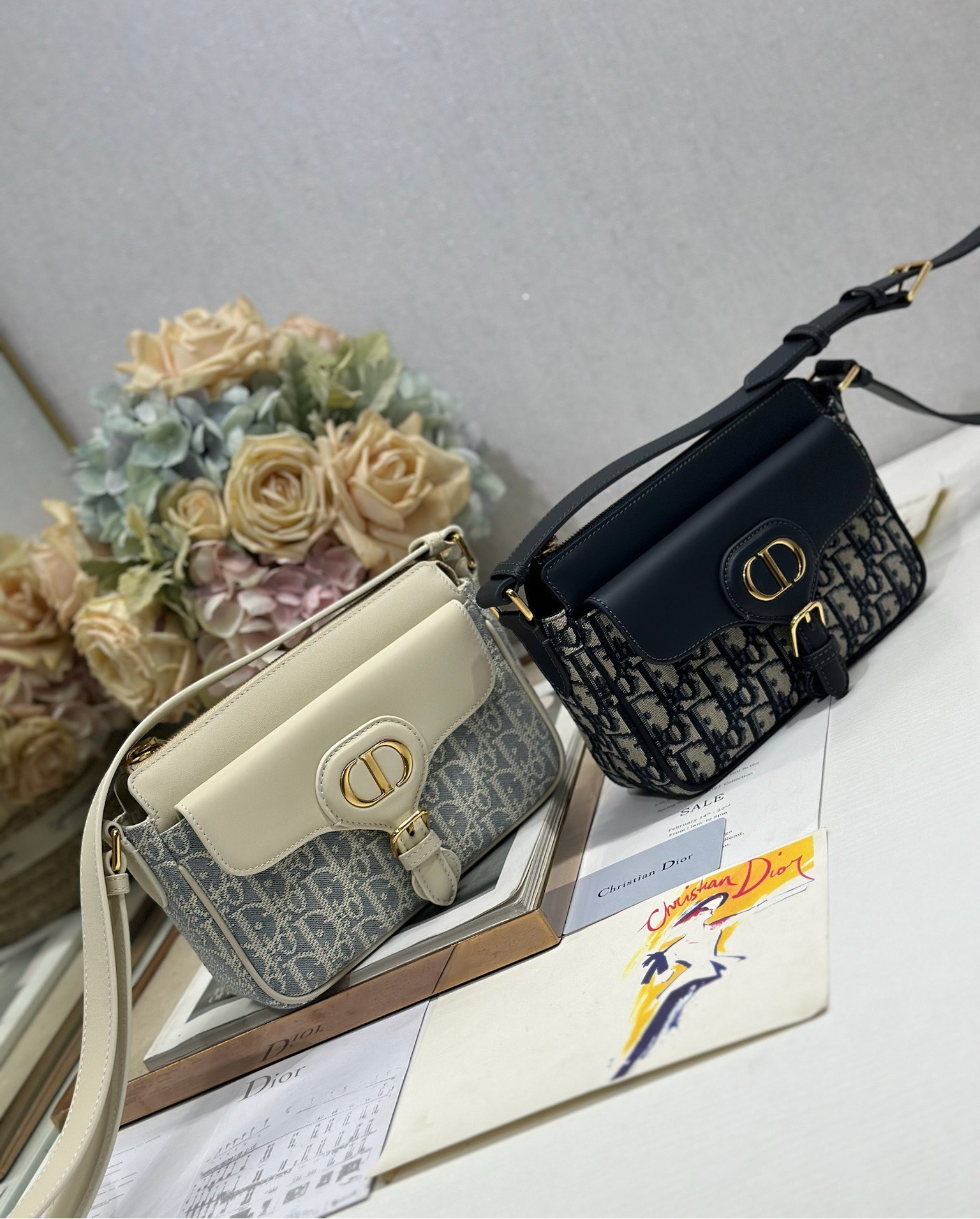Dior 新款波比拉链小包#蓝D布/椰子蓝D布✔️



型号：2358
