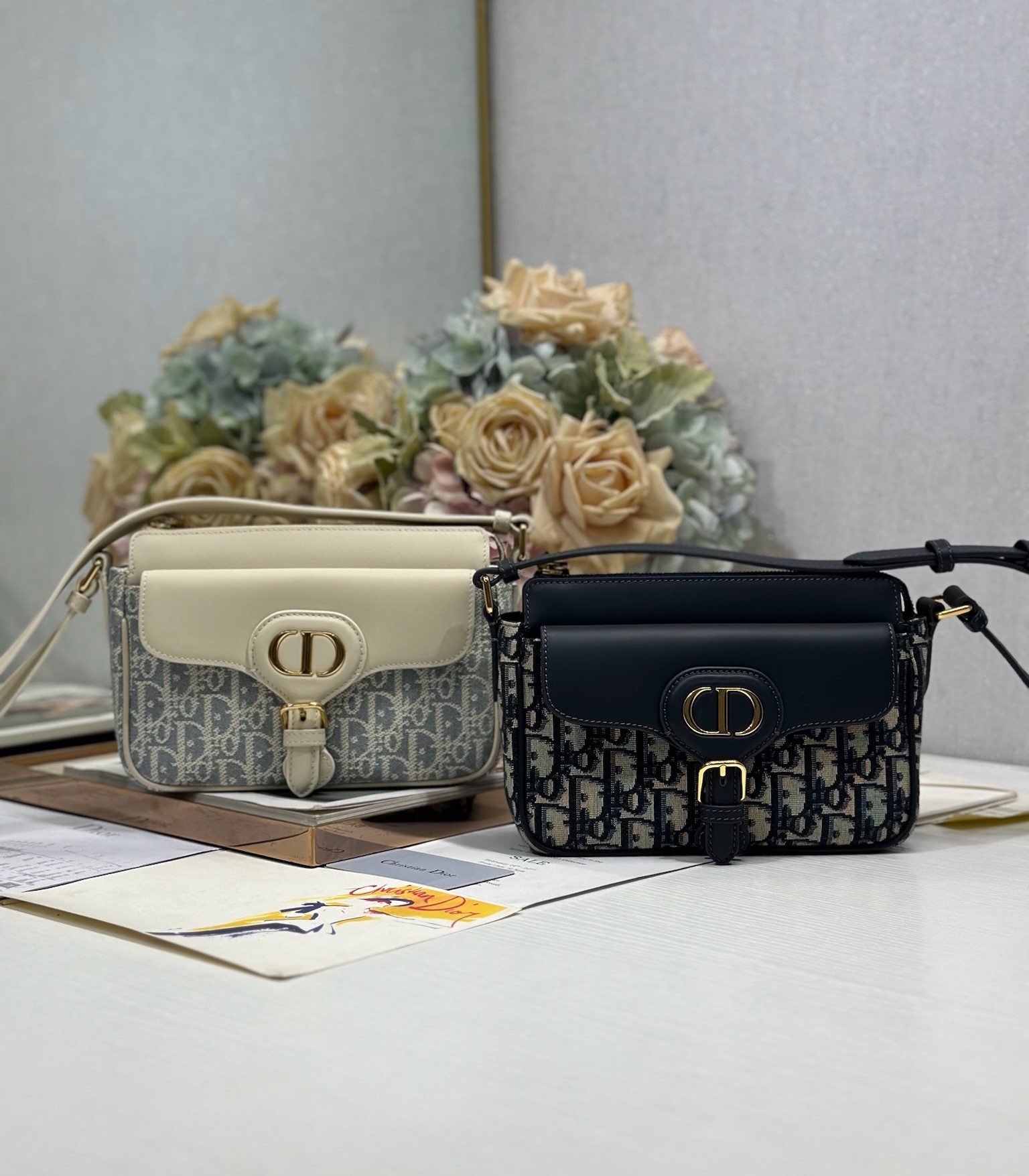 Dior 新款波比拉链小包#蓝D布/椰子蓝D布✔️



型号：2358

