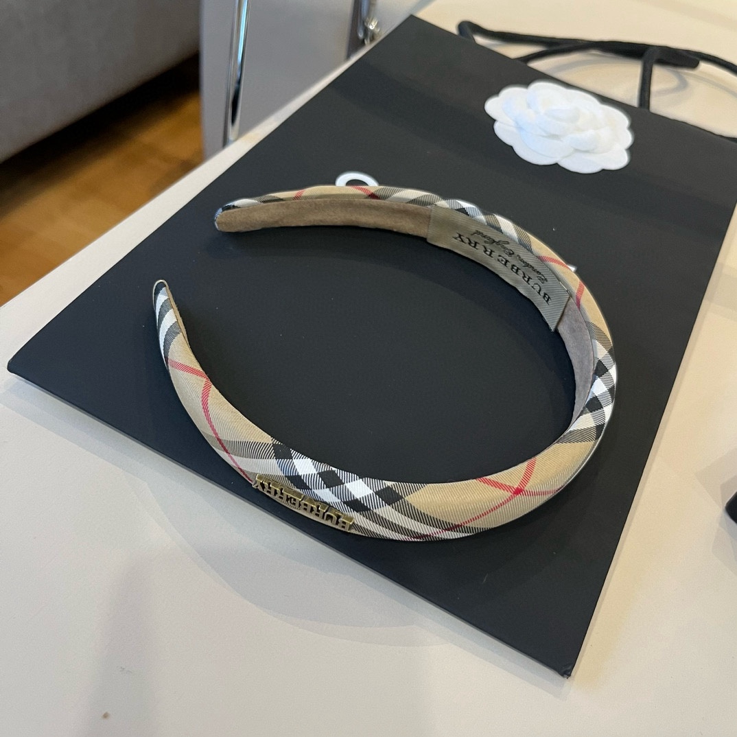 NO:367656,Burberry Burberry new hairband hairpins, hairpins, burberry, burberry, hairpins19860909Burberry巴宝莉新款发箍发夹,发夹,burberry,burberry,hairpins,accessory