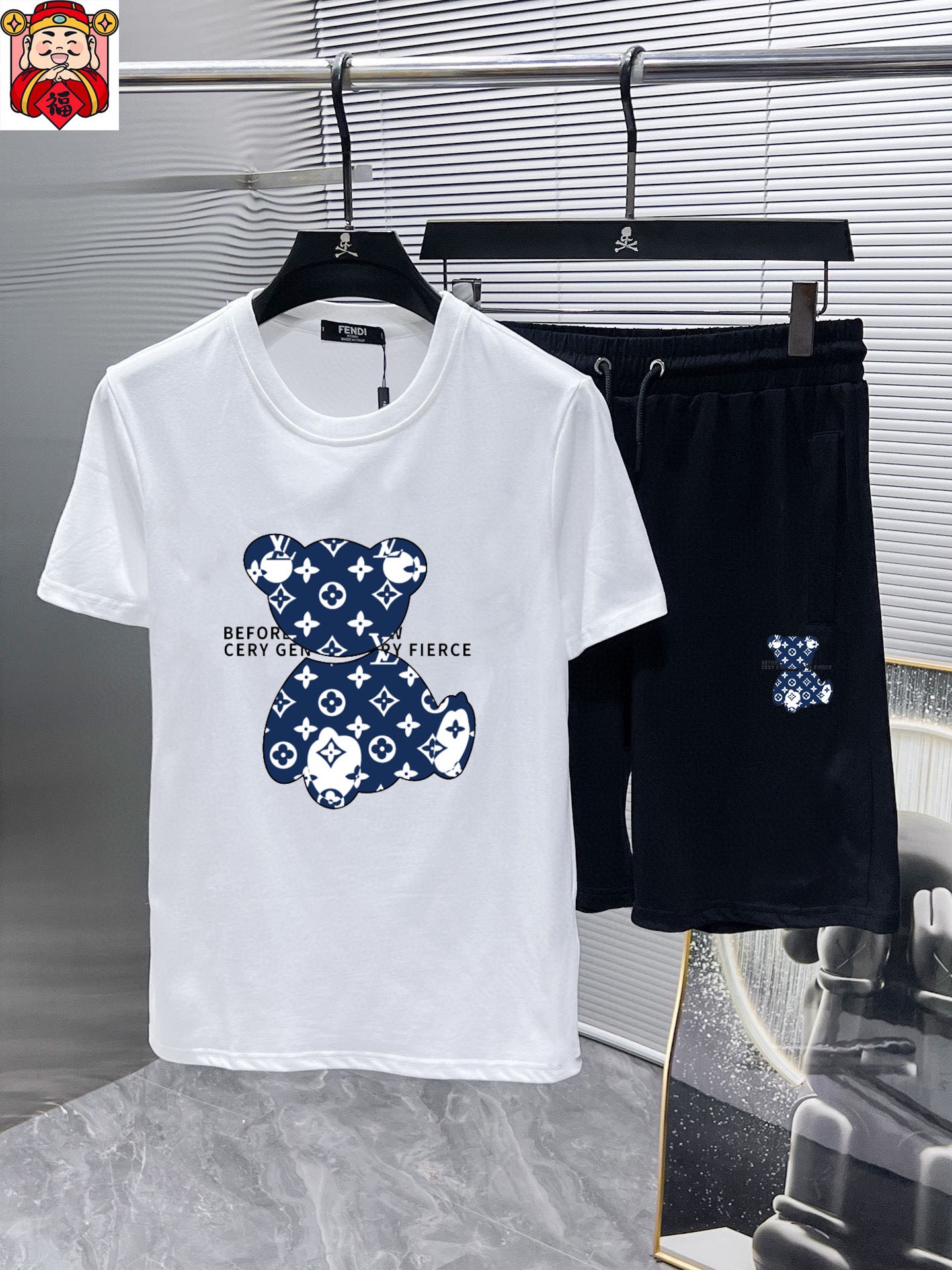 Louis Vuitton 品牌【LV路易威登】 2025新款男士短袖短裤套装 销售 市面高端版本 手感细腻柔软 让你穿着更加舒适 立体裁剪版型超赞 尺码:M-5XL下单请报身高体重