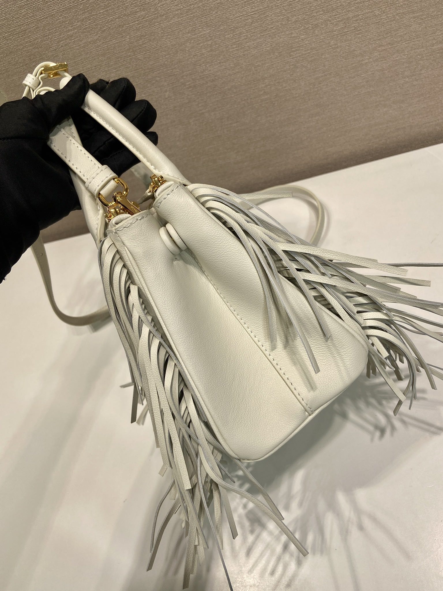 Elegant Leather Shoulder Bag with Tassel Design, 24.5cm - Timeless Fashion 6 i1751180925 5122 4