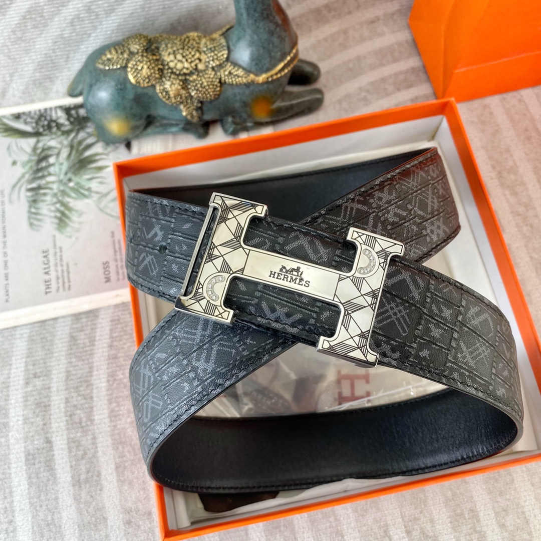 爱马仕💕 特种皮腰带系列 ，原厂五金精品不锈钢扣，手感柔软舒适 宽3.8CM。