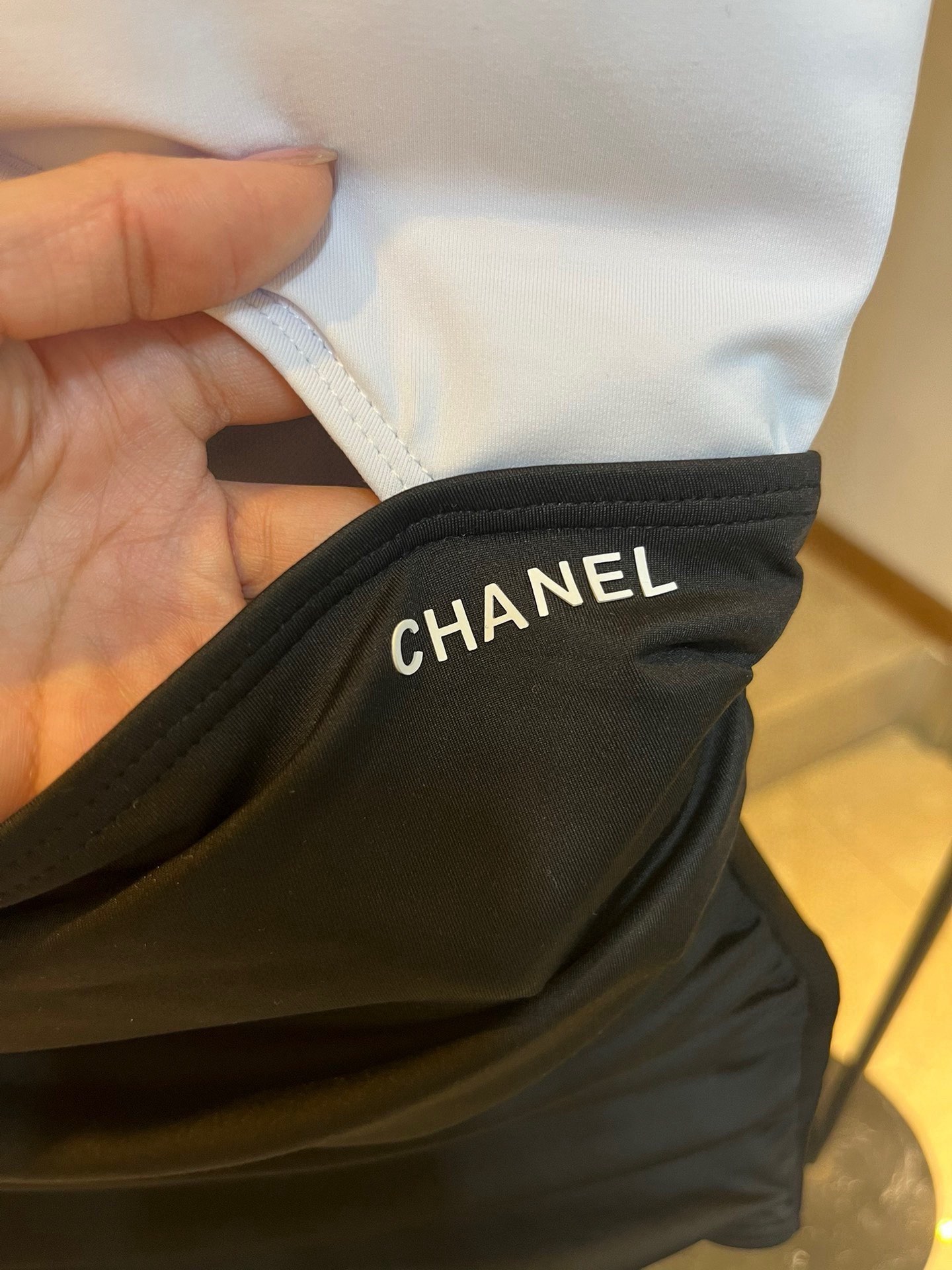 。
Chanel香奈儿度假风泳衣 高级定制 时尚大方简约款，小香风名媛挚爱，S M L