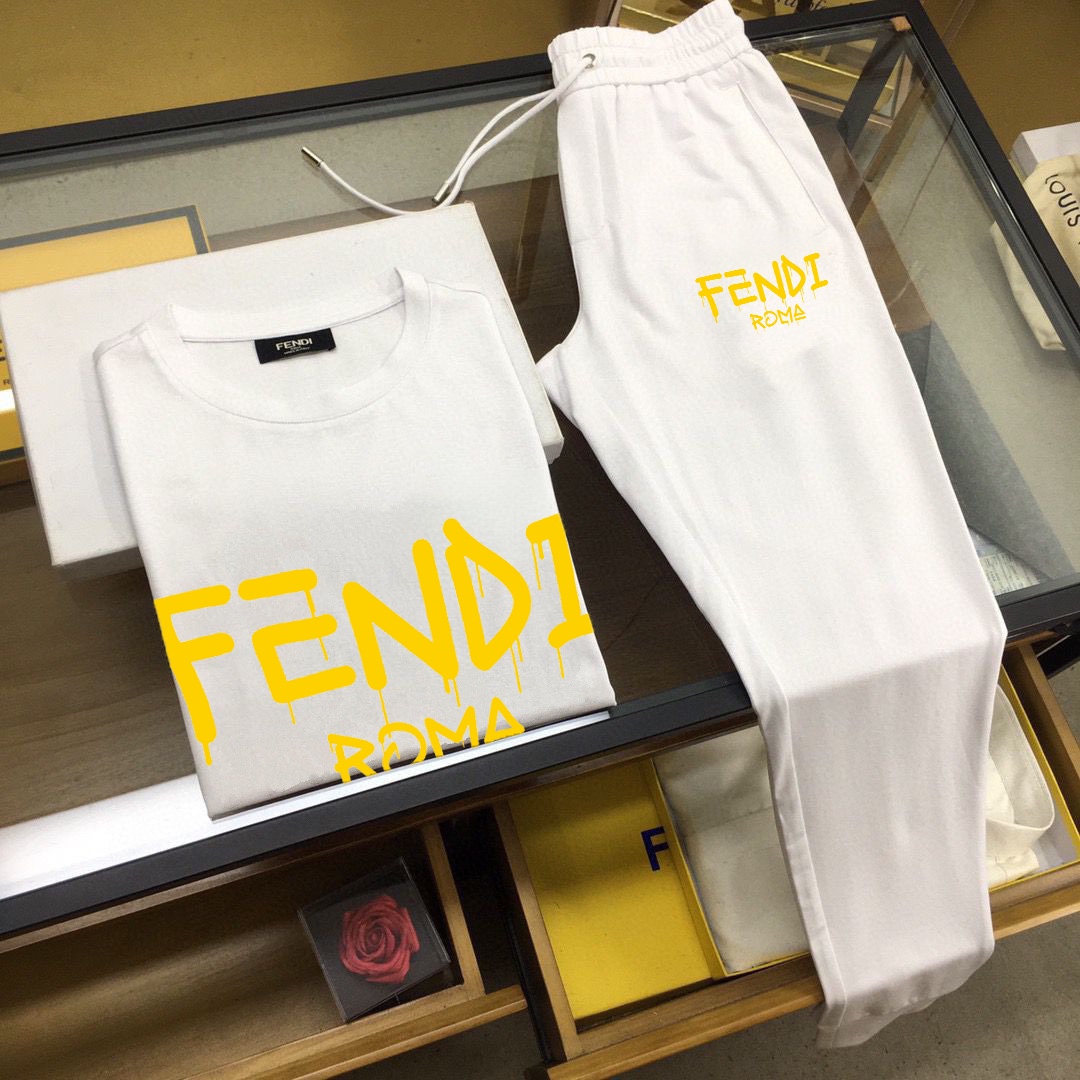 Fendi FENDI 芬迪 (胖子福音) 2025 世界知名奢侈品牌