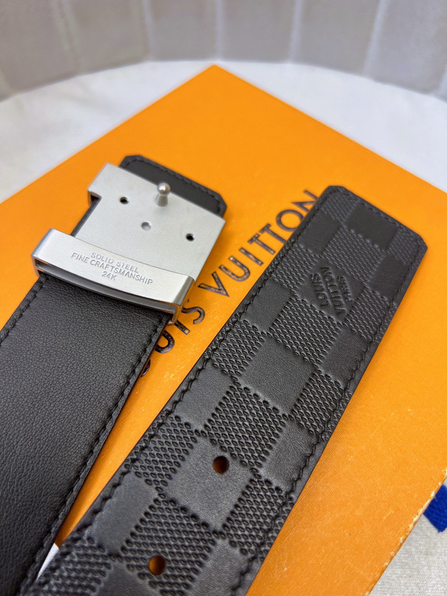 Luxury LV Belt with Gold Knitted Original Leather Custom Purchase Details - 图片 6