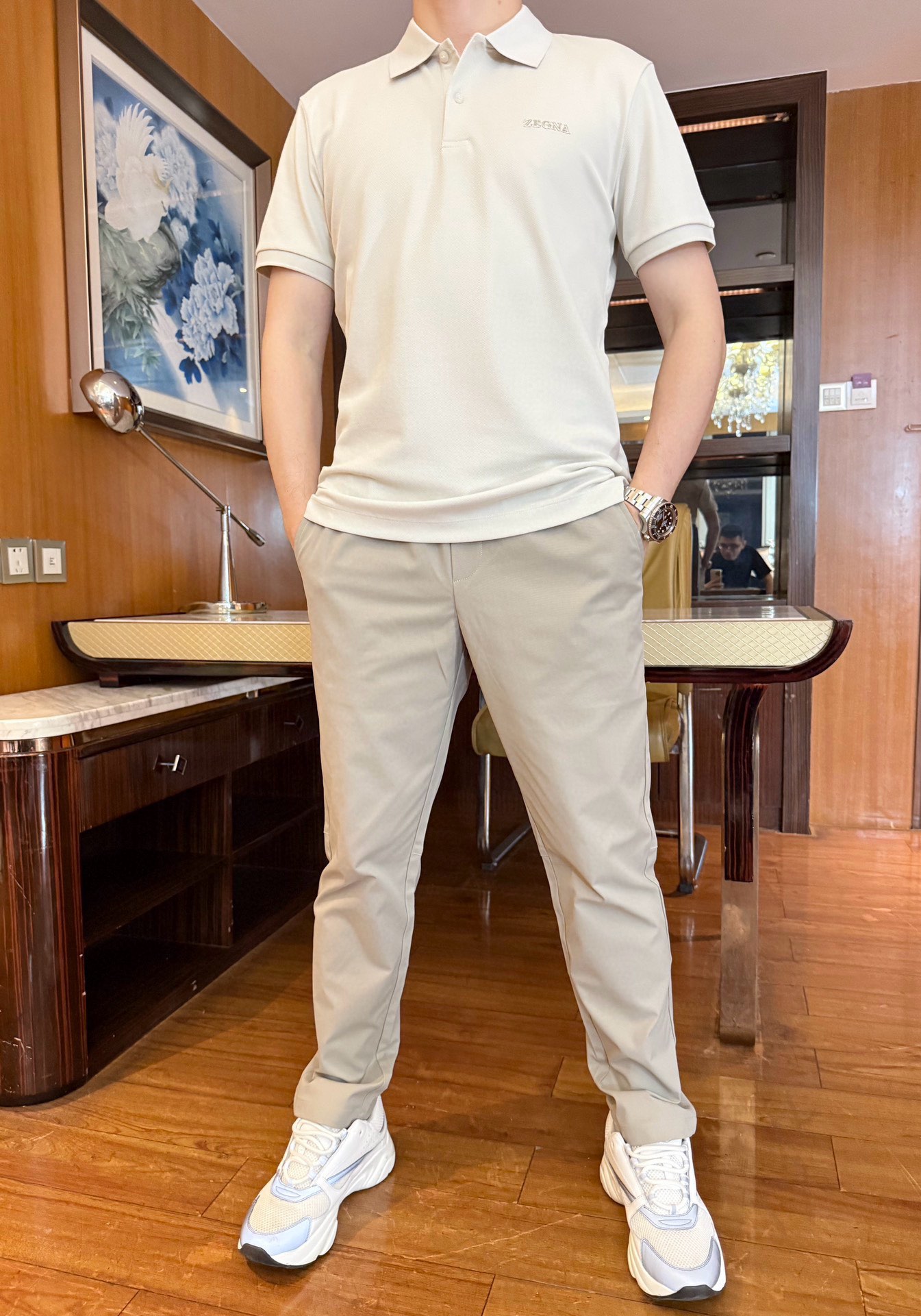 NO:438045,Jenia-2025 counter hot-selling Polo is shipped, and London counter hot-selling items!  Selected Italian imported fine cotton fabrics with simple and elegant designs, the latest brand embroidery on the chest shows the style. You are definitely worthy of having it. Number of codes 48-56 (model 173/130 wears 48, with Hong Kong Lane Crawford gift box packaging), zegna, alexander wang19860909杰尼亚-2025专柜爆款Polo出货 伦敦专柜热销单品！精选意大利进口精棉面料搭配简约大方设计,胸前最新的品牌刺绣彰显格调 您绝对值得拥有.码数48-56（模特173/130穿48,配香港连卡佛礼盒包装）,,zegna,alexander wang,Men's clothing