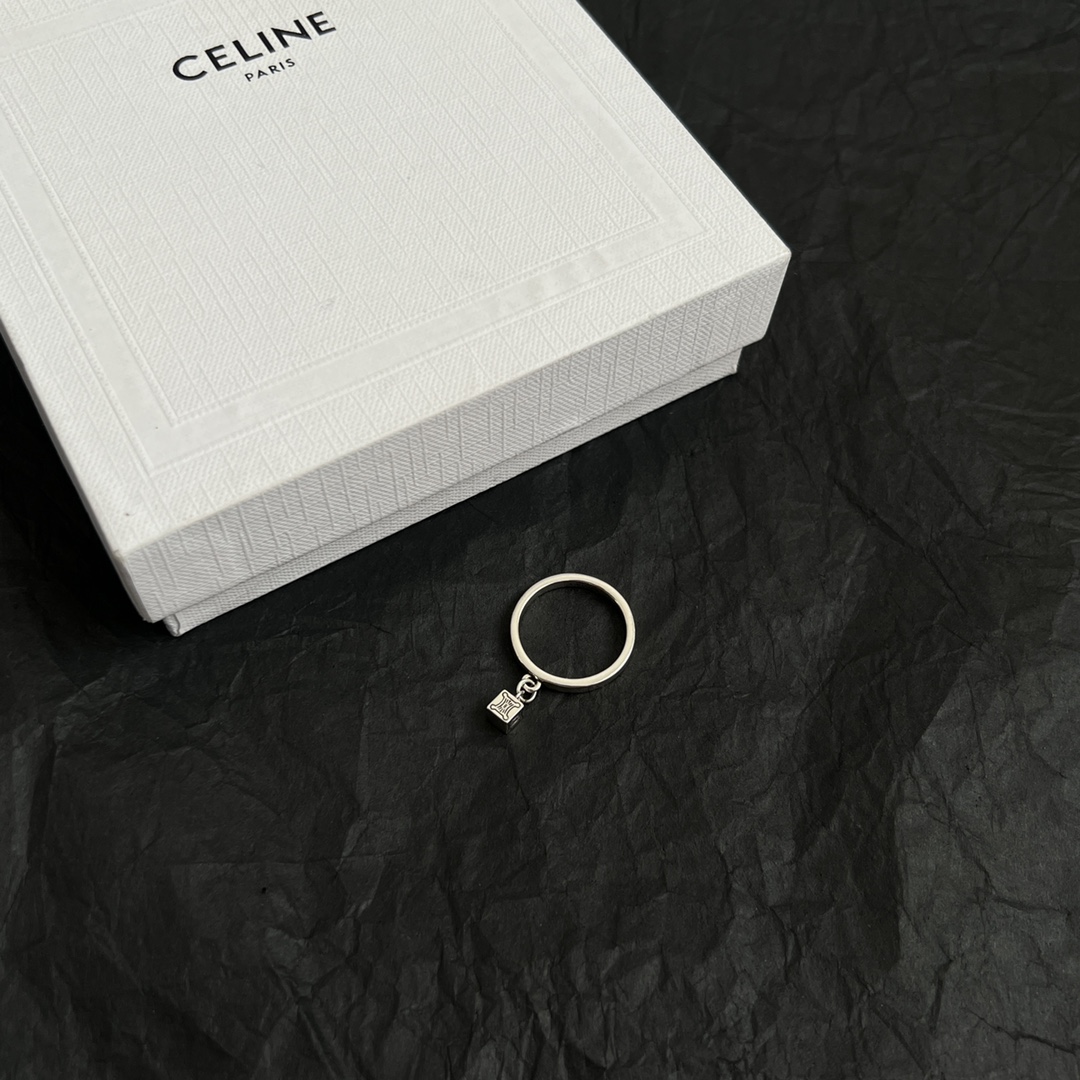 Bold Fashion Ring by Celine Selin: ¥220, Size 678 Yards - 图片 3