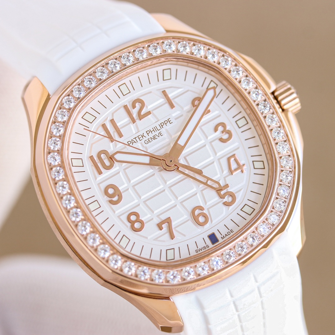 Re-engineered Aquanaut Luce: Modern Recreational Fashion with Diamonds and Steel - 图片 6