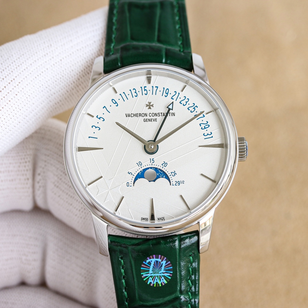 NO:338612,White skin arrives!  The new Vacheron constantin classic beauty tastes Vacheron Constantin Zhongheng Sihai retrograde calendar watch model 4000V/210A-B911 is a milestone work that is of great significance. It embodies the complex functions of Geneva's long-standing watchmaking tradition, reflecting the wonderful fusion of extraordinary skills and the fashion of the times. It uses a homemade Cal. R31L/2 movement, 41 mm in diameter, 904 steel belt official website synchronization, one-click disassembly, and can also be freely replaced with tape belt!  Welcome all watch friends to appreciate it., vacheron19860909白皮 枚皮 到货！新品Vacheron constantin 经典之美品鉴江诗丹顿众横四海逆跳日历款腕表 型号4000V/210A-B911 堪称意义非凡的里程碑之作.凝聚着日内瓦悠久制表传统的钟表复杂功能,体现出超凡技艺与时代风尚的绝妙融合. 采用自制Cal. R31L/2机芯 直径41毫米 904钢带官网同步 一键拆卸 同时另可自由更换搭配胶带 皮带！ 欢迎各大表友品鉴.,,vacheron,Watch