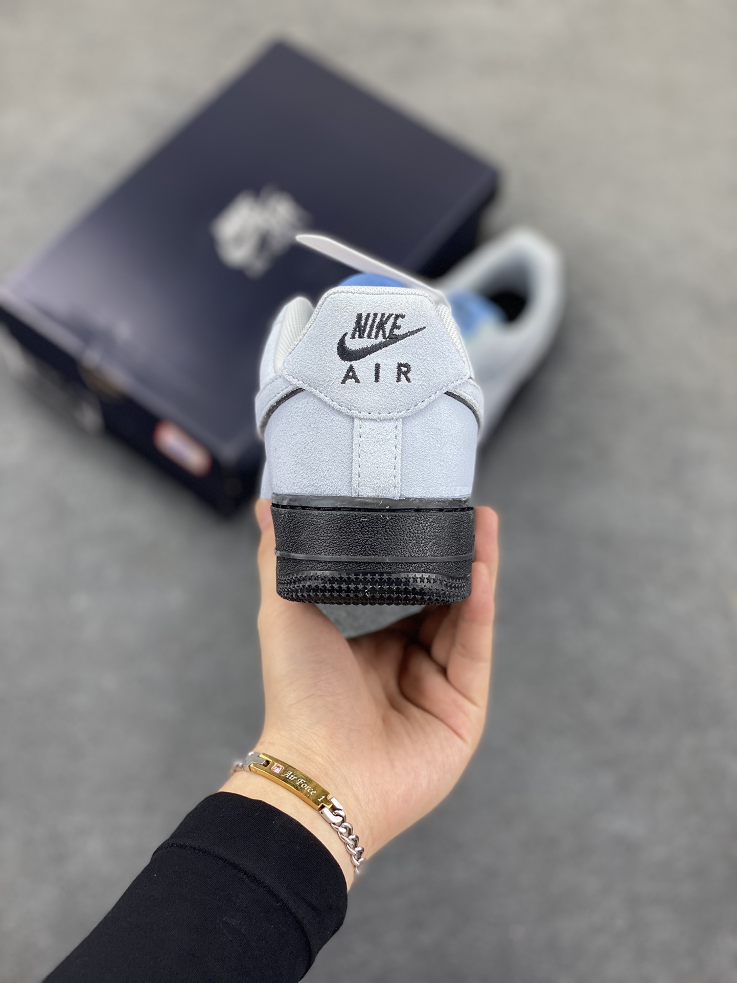 图片[4]-Nike Air Force 1 Low 军械蓝 空军一号低帮运动休闲板鞋 原楦头原纸板 打造纯正空军版型#专注外贸渠道 全掌内置蜂窝气垫 #原盒配件 原厂中底钢印、拉帮完美 货号：HQ1966-400 尺码：36 36.5 37.5 38 38.5 39 40 40.5 41 42 42.5 43 44 44.5 45-选品中心