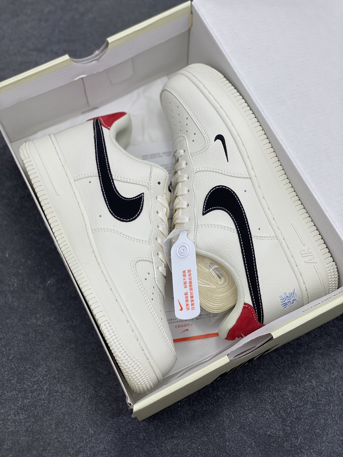 图片[9]-NIke Air Force 1 \’07 Low “發”空军一号 低帮 运动鞋 休闲鞋 折边针车 工艺难度大 原楦头原纸板 原装鞋盒 定制五金配件 内置全掌气垫 原厂鞋底 货号：CS5288-025 尺码：36 36.5 37.5 38 38.5 39 40 40.5 41 42 42.5 43 44 44.5 45-选品中心