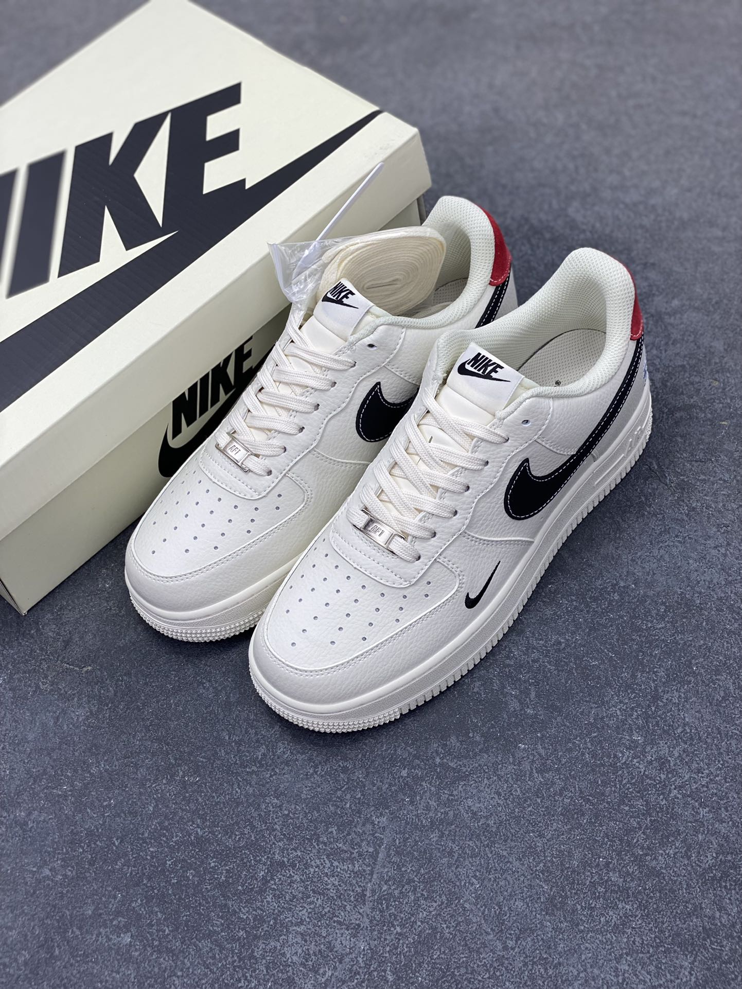 图片[8]-NIke Air Force 1 \’07 Low “發”空军一号 低帮 运动鞋 休闲鞋 折边针车 工艺难度大 原楦头原纸板 原装鞋盒 定制五金配件 内置全掌气垫 原厂鞋底 货号：CS5288-025 尺码：36 36.5 37.5 38 38.5 39 40 40.5 41 42 42.5 43 44 44.5 45-选品中心