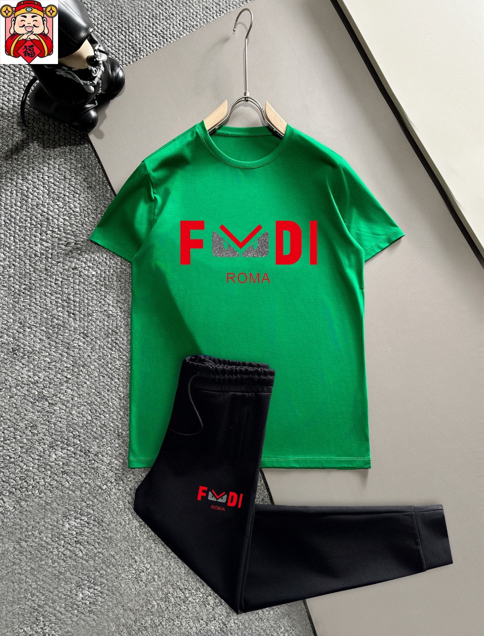 Fendi FENDI 芬迪 (胖子福音) 2025 世界知名奢侈品牌