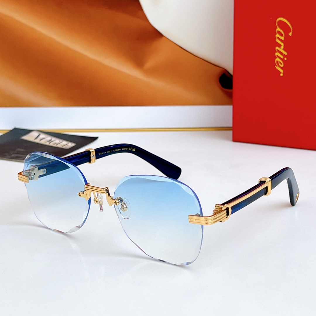  Cartier
MOD：CT0520S
Size：60口19 145
🔝🔝