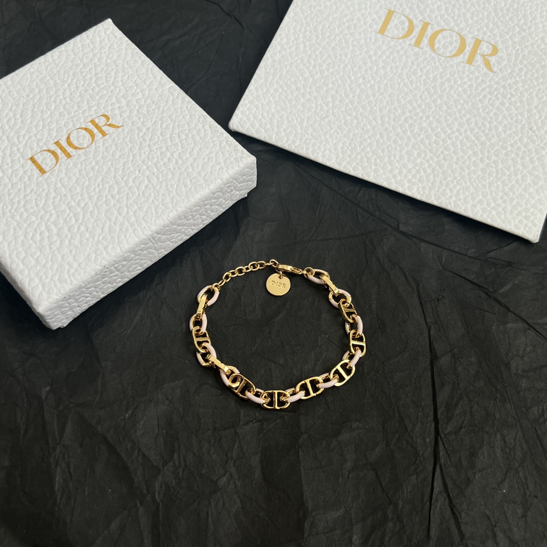 】👑Dior 迪奥  手链 精选原版一致 黄铜材质 甜美气质高雅。