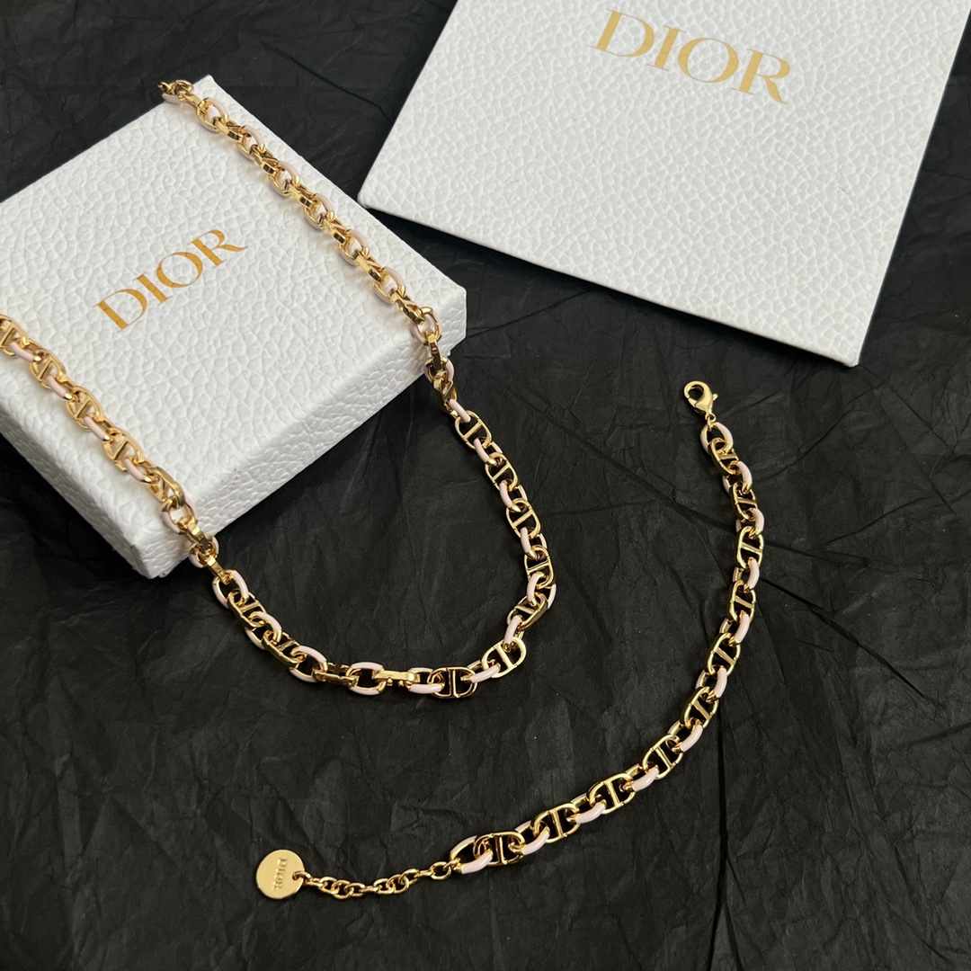 】👑Dior 迪奥  手链 精选原版一致 黄铜材质 甜美气质高雅。