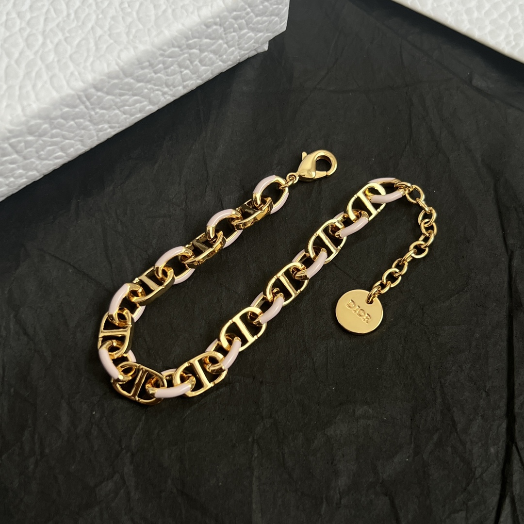 】👑Dior 迪奥  手链 精选原版一致 黄铜材质 甜美气质高雅。