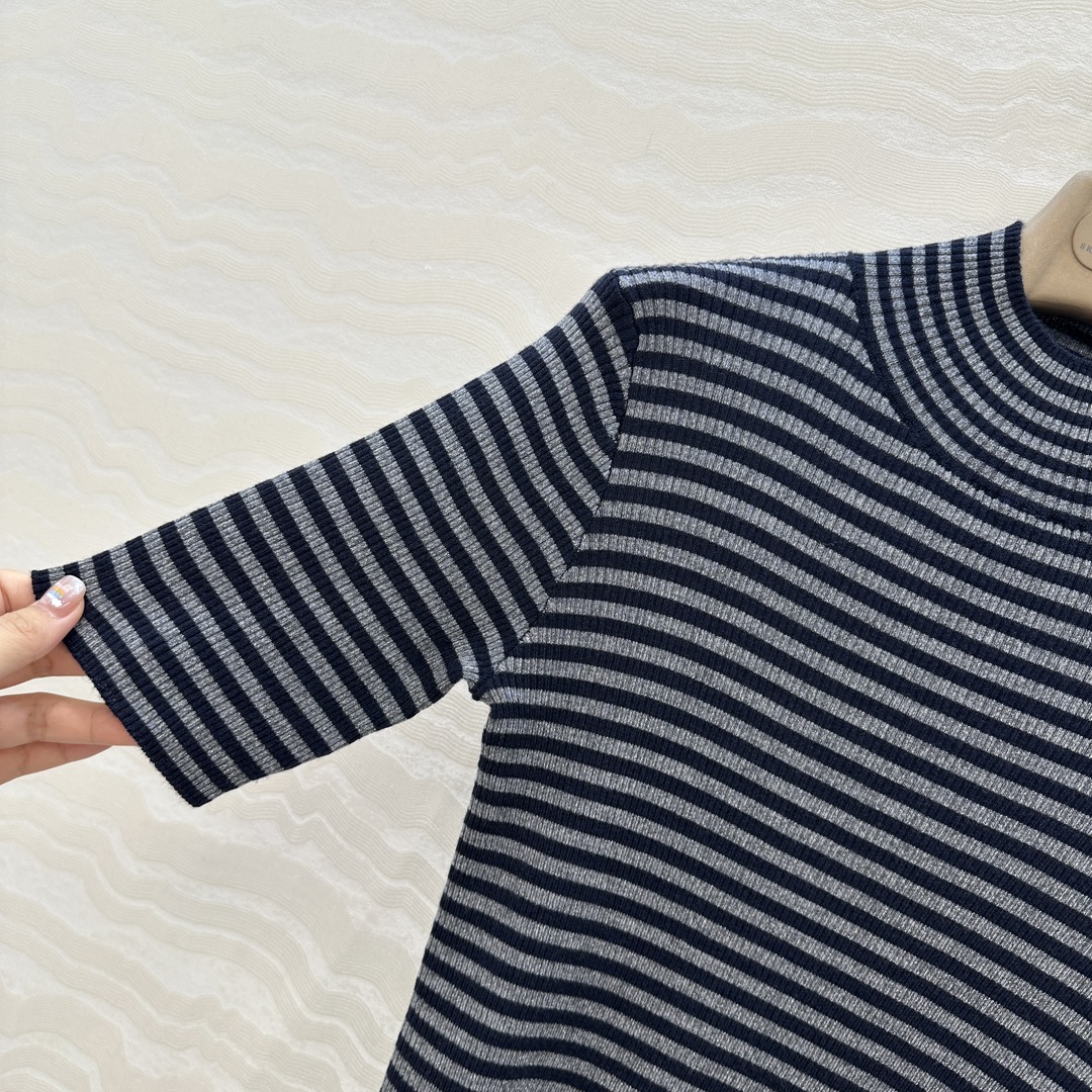 High-End Female Suit: P621 – Elegance, Comfort, Luxury, Exclusive Design - 图片 4