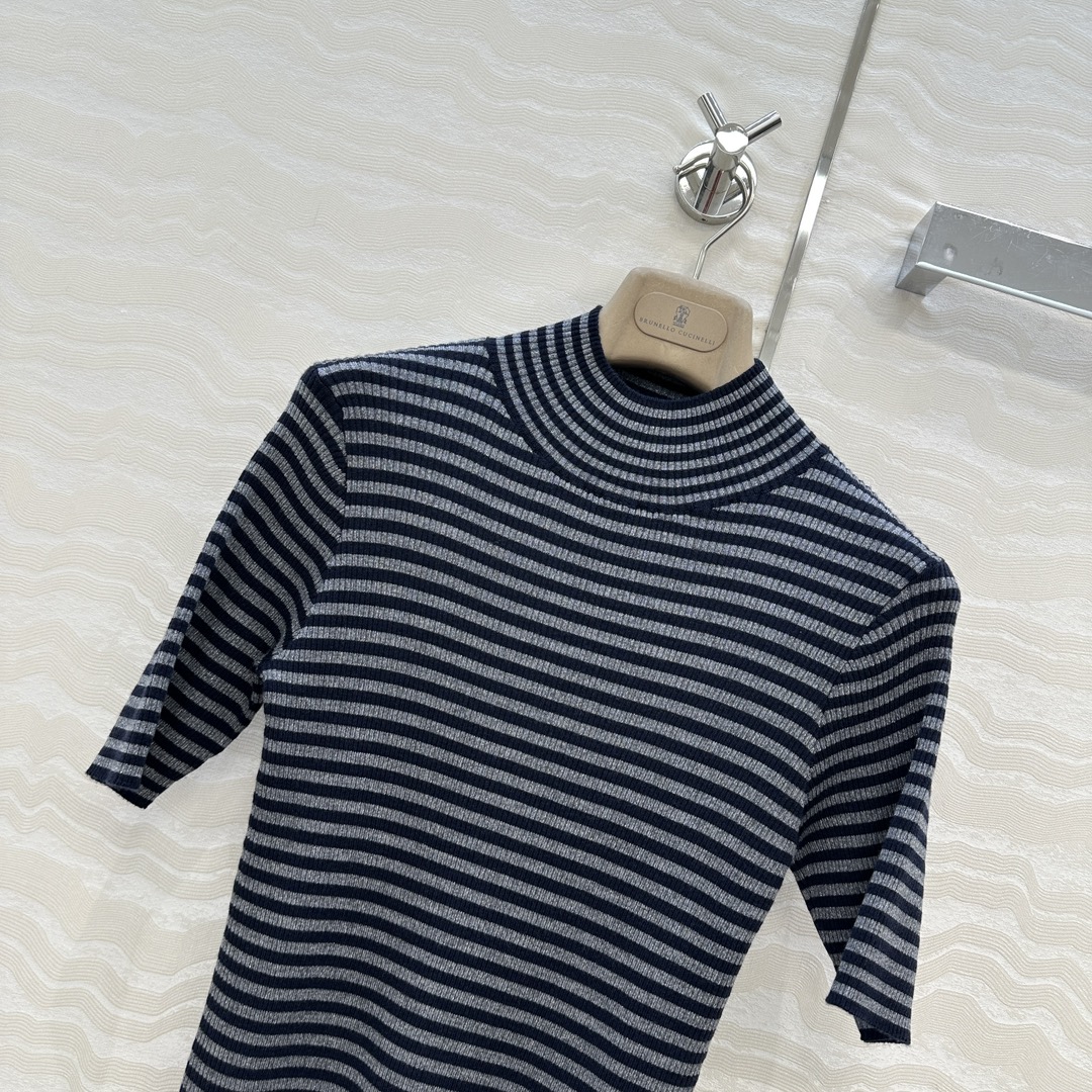 High-End Female Suit: P621 – Elegance, Comfort, Luxury, Exclusive Design - 图片 2