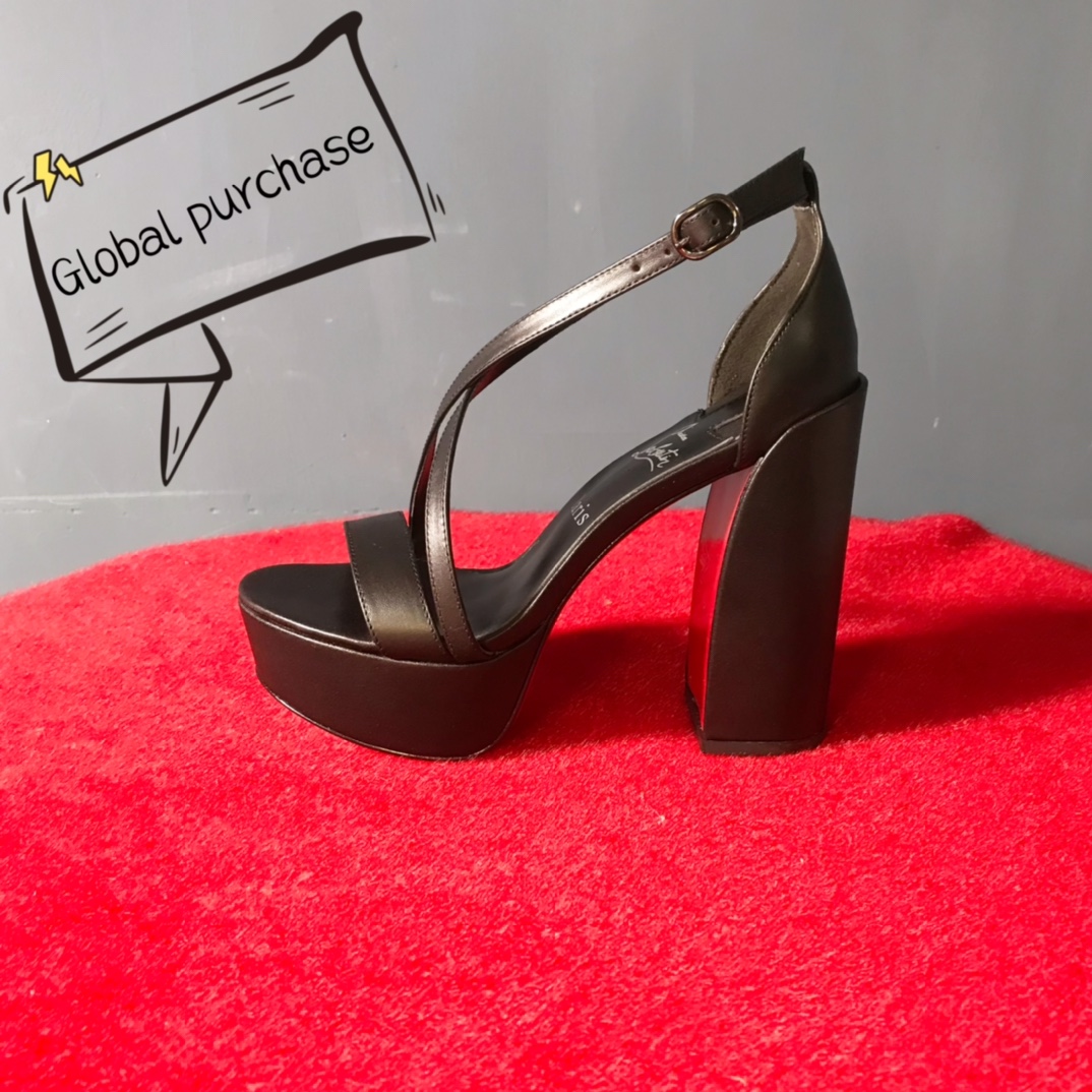 NO:336579,High-end customization Spring and summer classic water table style series!  H13Cm, water table: 4Cm, size 34-41. genuine leather large sole. Customized model, no return or exchange L53040-001 black cowhide, official website synchronized. Standard European code Reference: 53040-001 Color: black/black Material: cowhide Lining: red goat leather Heel height: 13Cm Platforms: 4Cm Sole: leather sole Size: EU 34-41 (US 4-11):,,christian louboutin,tom ford,cowhide,Leather soles19860909高端订制 春夏精典水台款系列！ H13Cm,水台:4Cm、尺码34-41码.真皮大底.订制款,不退不换L53040-001黑牛皮,官网同步. 标准欧码 Reference:53040-001 Color:black/black Material:cowhide Lining:red goat leather Heel heigh:13Cm Platforms:4Cm Sole:leather sole Size:EU 34－41（US 4一11) :,,christian louboutin,tom ford,cowhide,Leather soles,Women's Shoes