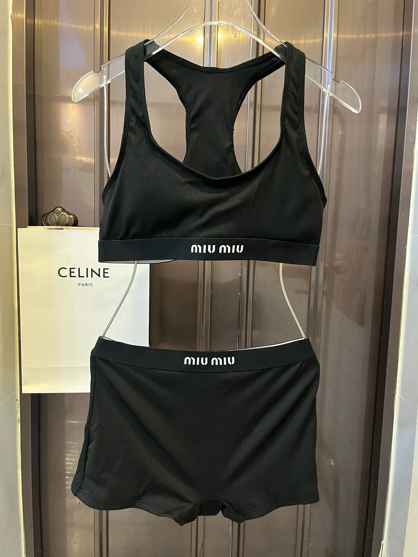 。

缪缪miumiu新款针织比基尼 泳装套装，S M LXL
