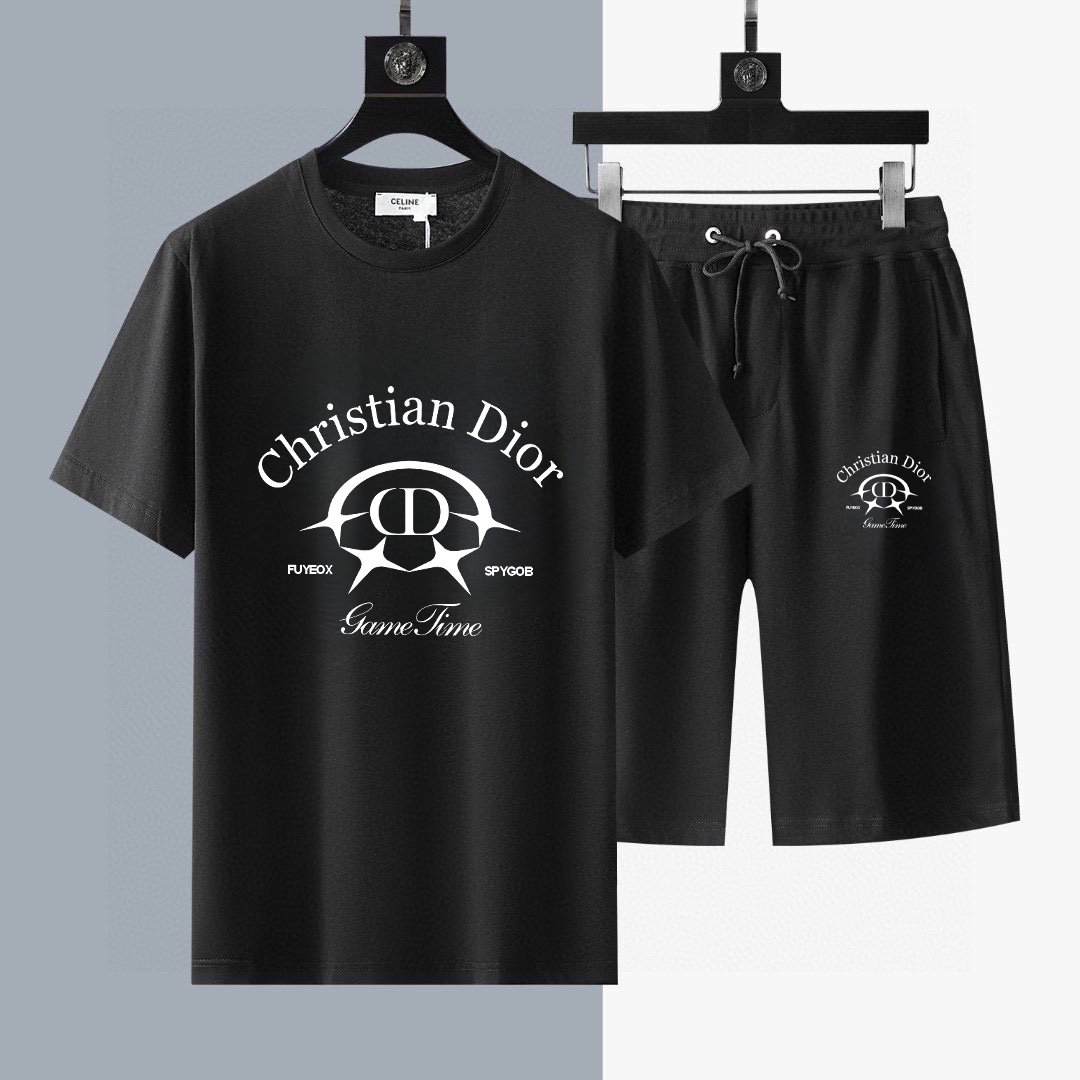 Dior 品牌【DIOR 迪奥】 2025新款男士短袖短裤套装 销售 市面高端版本 手感细腻柔软 让你穿着更加舒适 立体裁剪版型超赞 尺码:M-5XL下单请报身高体重