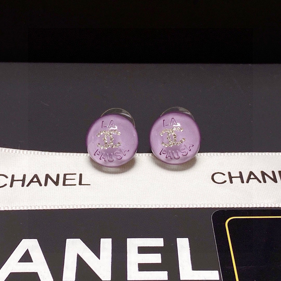 Chanel 香奶奶 紫色水晶微镶钻耳钉 双C