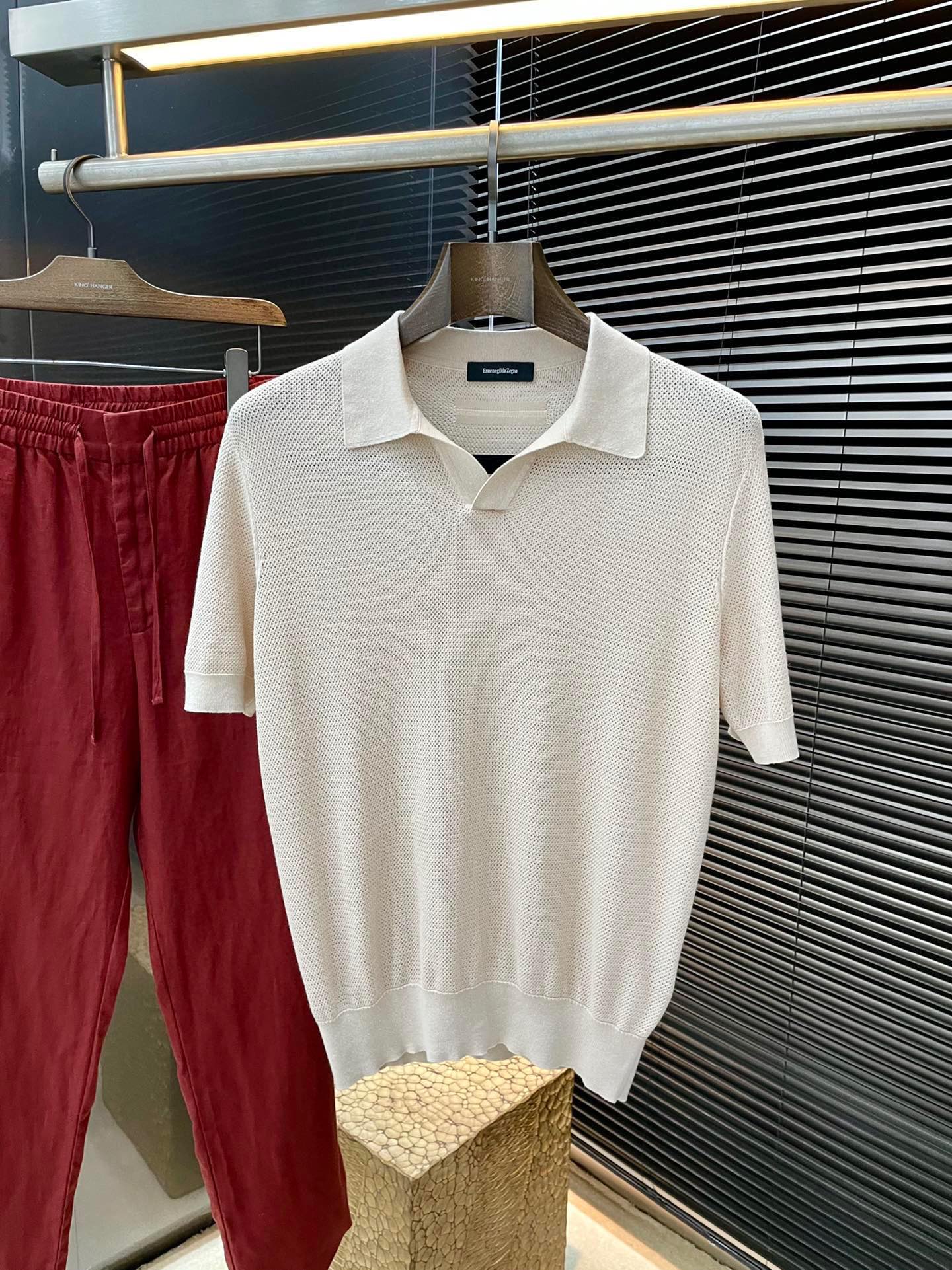 NO:443755,P Z Zegna- (Jegna) has the latest hollow POLO short sleeves in spring and summer. This one is made of Premium cotton fabric, elegant and timeless, durable, and shows the exquisite charm of casual clothing. The polo-style collar adds a leisurely atmosphere to the classic short sleeve silhouette. The hollow design makes the wearer comfortable and fashionable!  Highly recommended!  Color Caramel White Khaki Black Royal Blue Number of 46 48 50 52,,miumiu,zegna,T-shirt,alexander wang19860909P  Z Zegna-（杰尼亚）年春夏最新款镂空POLO短袖,这款采用Premium棉质面料制成,优雅隽永,经久耐穿,彰显考究休闲服饰魅力.polo式开领为经典短袖廓形增添闲适气息.镂空设计让穿着者即舒适又时尚！强烈推荐！颜色 焦糖色白色 卡其 黑色 宝蓝色 码数 46 48 50 52,,miumiu,zegna,T-shirt,alexander wang,Men's clothing