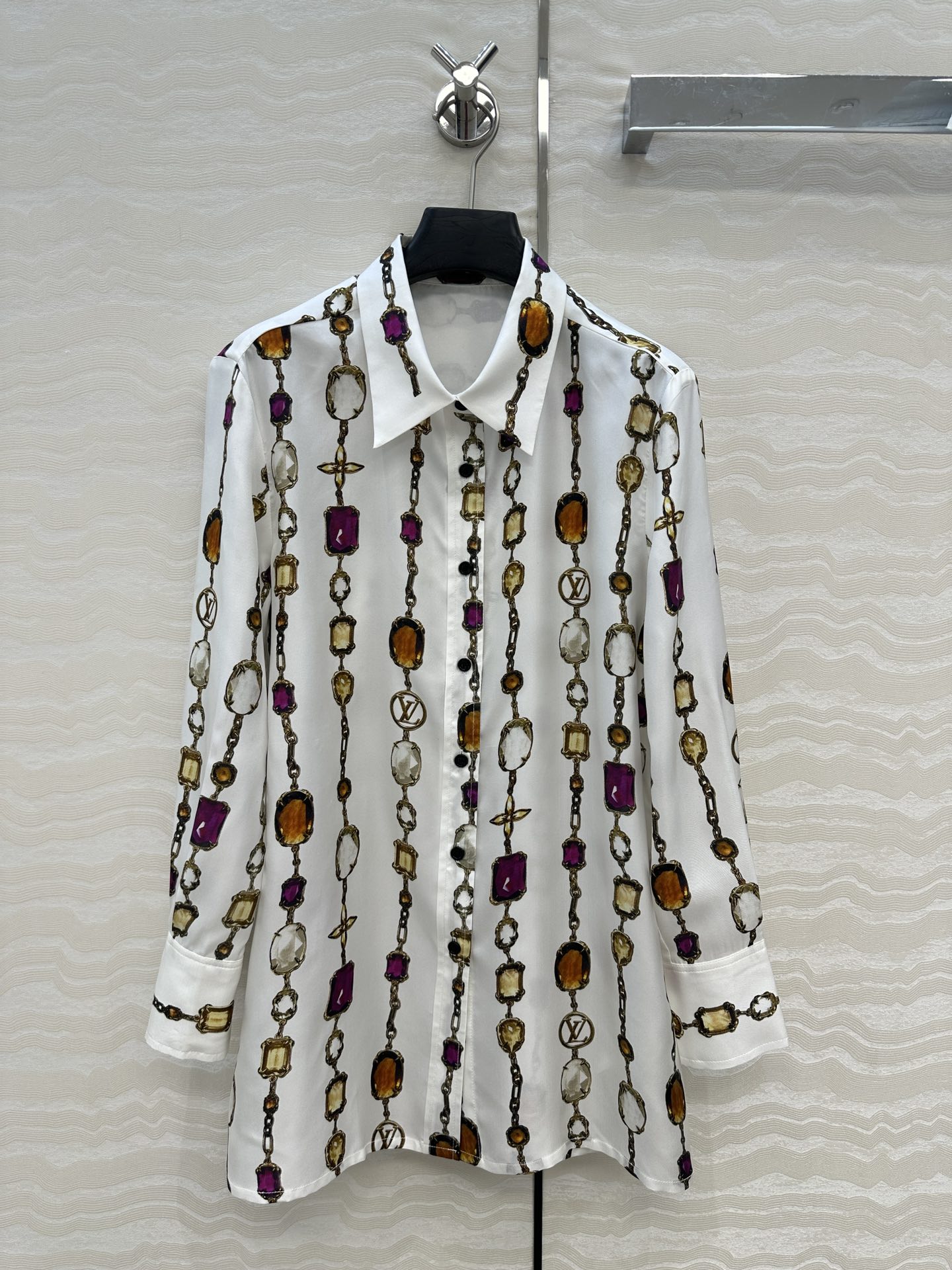 Original Spectacular Women’s Silk Suit with Rainbow Monograms and Silk-Printed Shirt - 图片 1