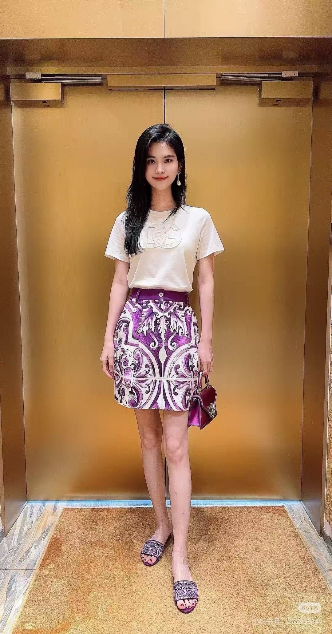 P587 original smlxlxl 282, with a packaged DG house.