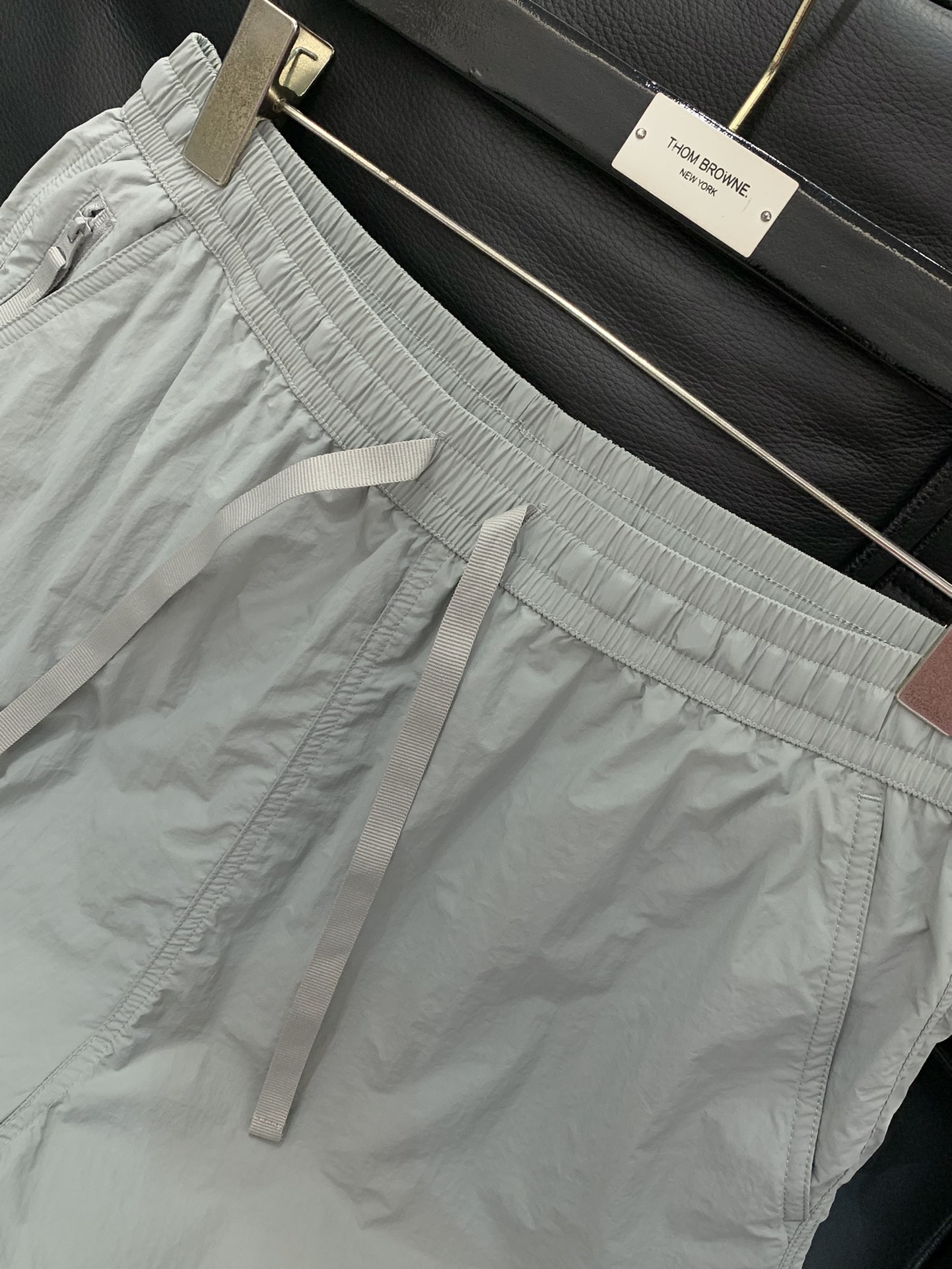 Stone Island Polyester Shorts: Classic Style, Customized Versions Available, International Orders. - 图片 4