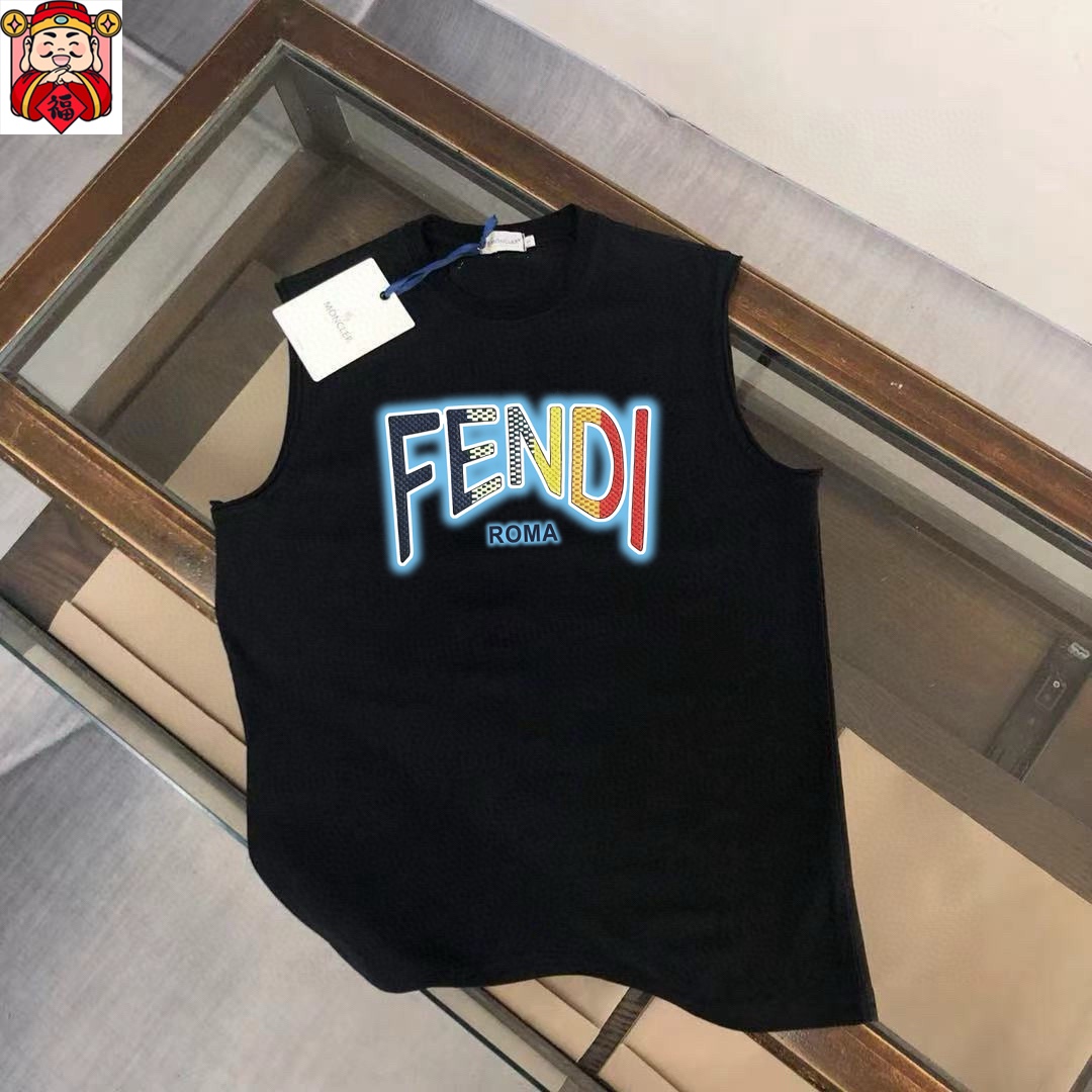 Fendi 品牌【FENDI 芬迪】2025夏季新品背心T袖 简约款式 任何人都可以轻松驾驶 进口定制丝光棉面料 手软舒适有型 吸汗透气