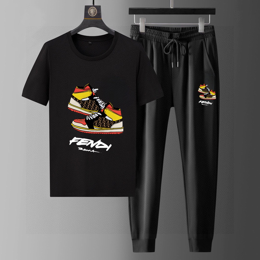 Fendi FENDI 芬迪 (胖子福音) 2025 世界知名奢侈品牌