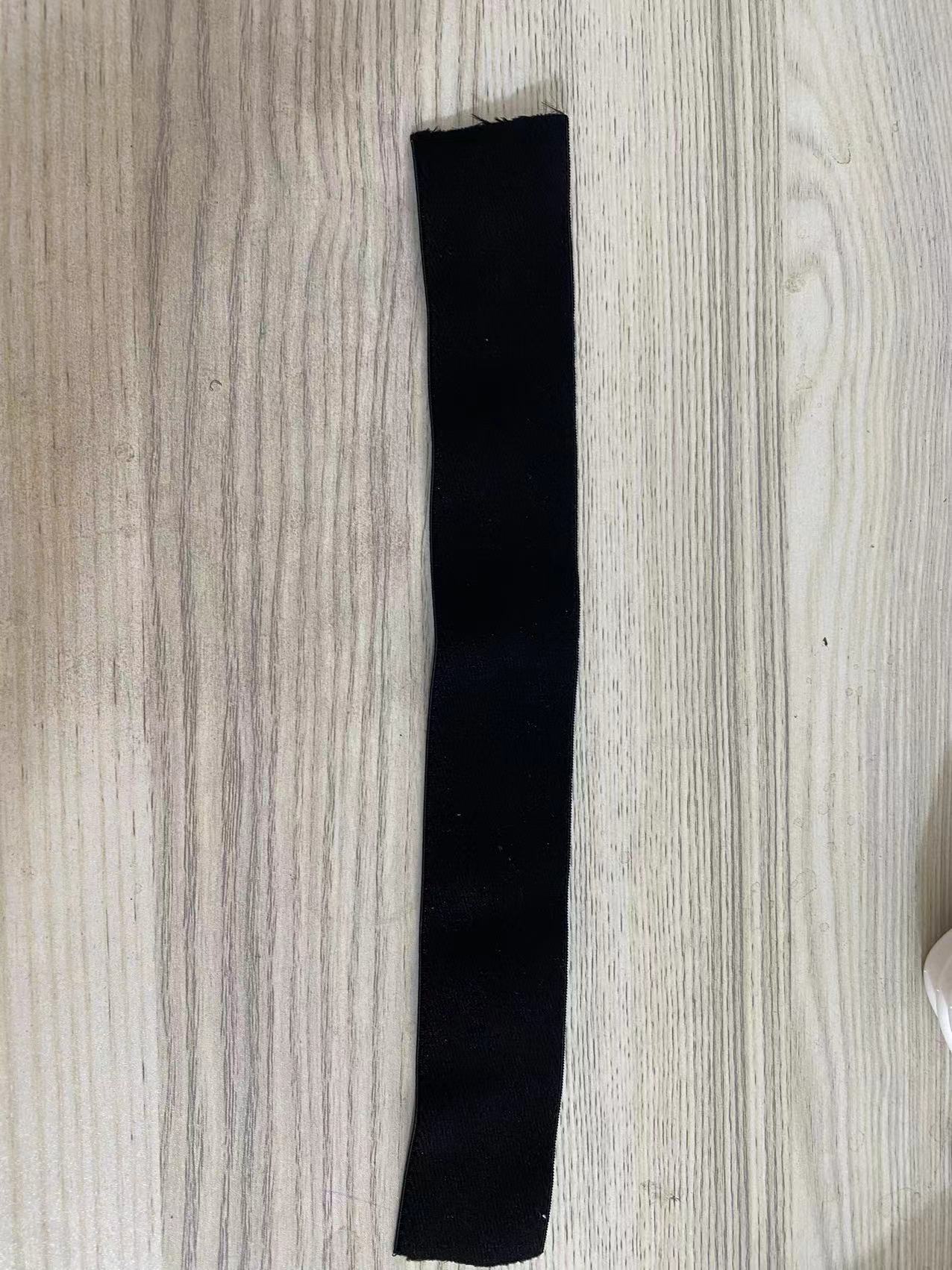 图片[7]-【纯原版】彪马彪破3 PUMA MAGNIFY NITRO 3代 PUMA跑鞋为跑步蓄 能，功能性和美观性兼备。搭载 PUMA NITRO 氮气中底，具备轻量与高缓冲回弹特性，打造柔软舒适脚感。以简约流畅的线条勾勒 PUMA 跑道，为鞋款增添一抹灵动气质。 鞋面 采用轻量化高弹织物鞋面，上脚透气舒适包覆，还确保了耐穿性和支撑性助力急速畅跑 中底 超临界NITRO氮气中底结合厚底轮廓舒适缓震，提供能力反馈，轻便柔软 跑步通勤皆可 鞋侧 PUMA 流线型跑道以明亮色彩呈现，勾勒活力运动美学 外底 采用 PUMAGRIP橡胶大底，止滑耐磨赋予跑者灵活自如的运动体验 货号 311046-03 尺码 36 37 37.5 38 38.5 39 40 40.5 41 42 42.5 43 44 44.5 45-选品中心