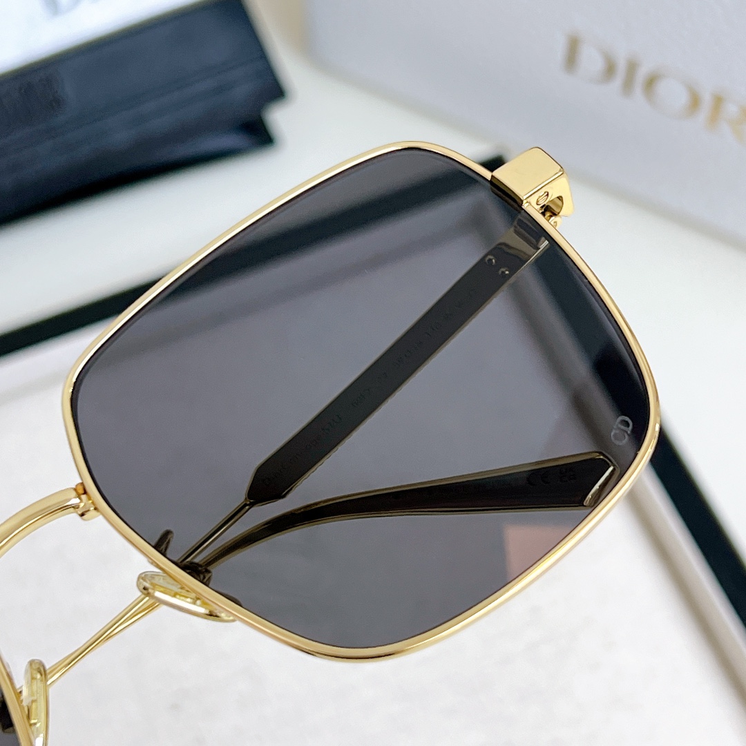  高版本 
18k电镀 原版叶子
DIOR 
MOD：Cannage S1U
SIZE：59-18-14