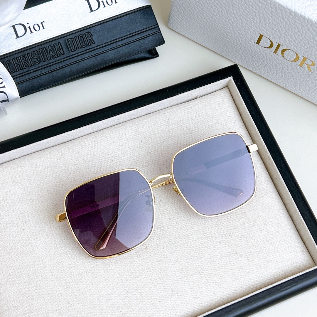 高版本 
18k电镀 原版叶子
DIOR 
MOD：Cannage S1U
SIZE：59-18-14