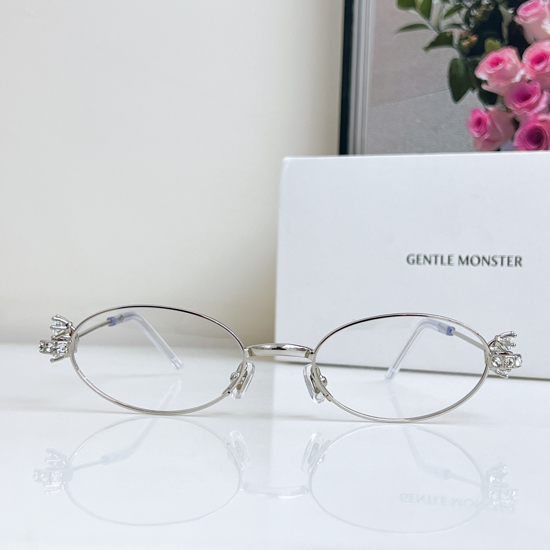 NO:370133,GENTLE MONSTE* MODEL:CARAT SIZE55 port 20-151. Glasses sunglasses, glasses19860909GENTLE MONSTE* MODEL:CARAT SIZE55口20-151.眼镜墨镜太阳镜,眼镜,glasses