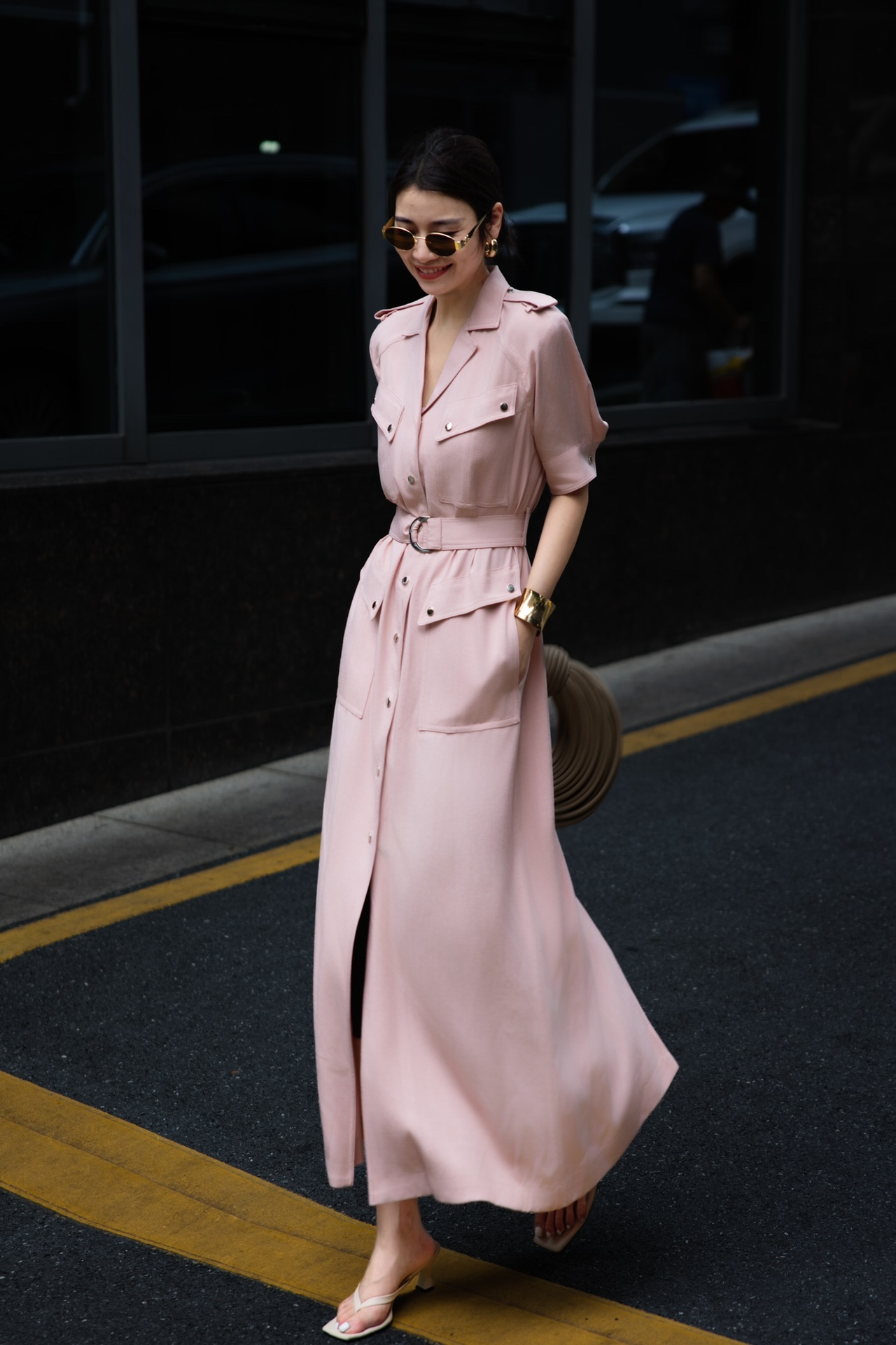 “High-Quality Women’s Dress: BC Packed, Fancy, Fashionable, One-Size-Fits-All Craftsmanship” - 图片 4