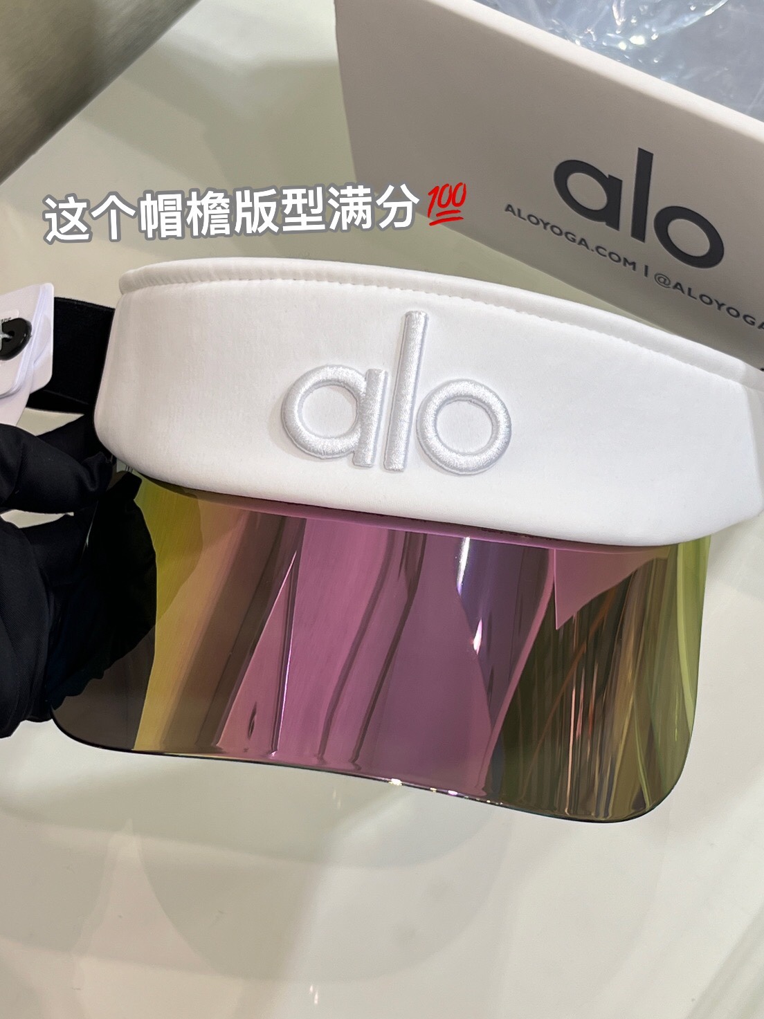 NO:856860,88280alo hollow top sun hat, Z-level quality, the brim is soft, compliant and stylish. Lens protection is UF50 dopamine color. No need to hesitate, both are black and white. Hats, Cardia high-end jewelry1986090988280alo空顶遮阳帽 z级品质,帽檐版型对柔软服帖又型 镜片防护UF50多巴胺彩色 不用犹豫都是黑白2色入,,hats,卡迪亚高端饰品,Jewelry