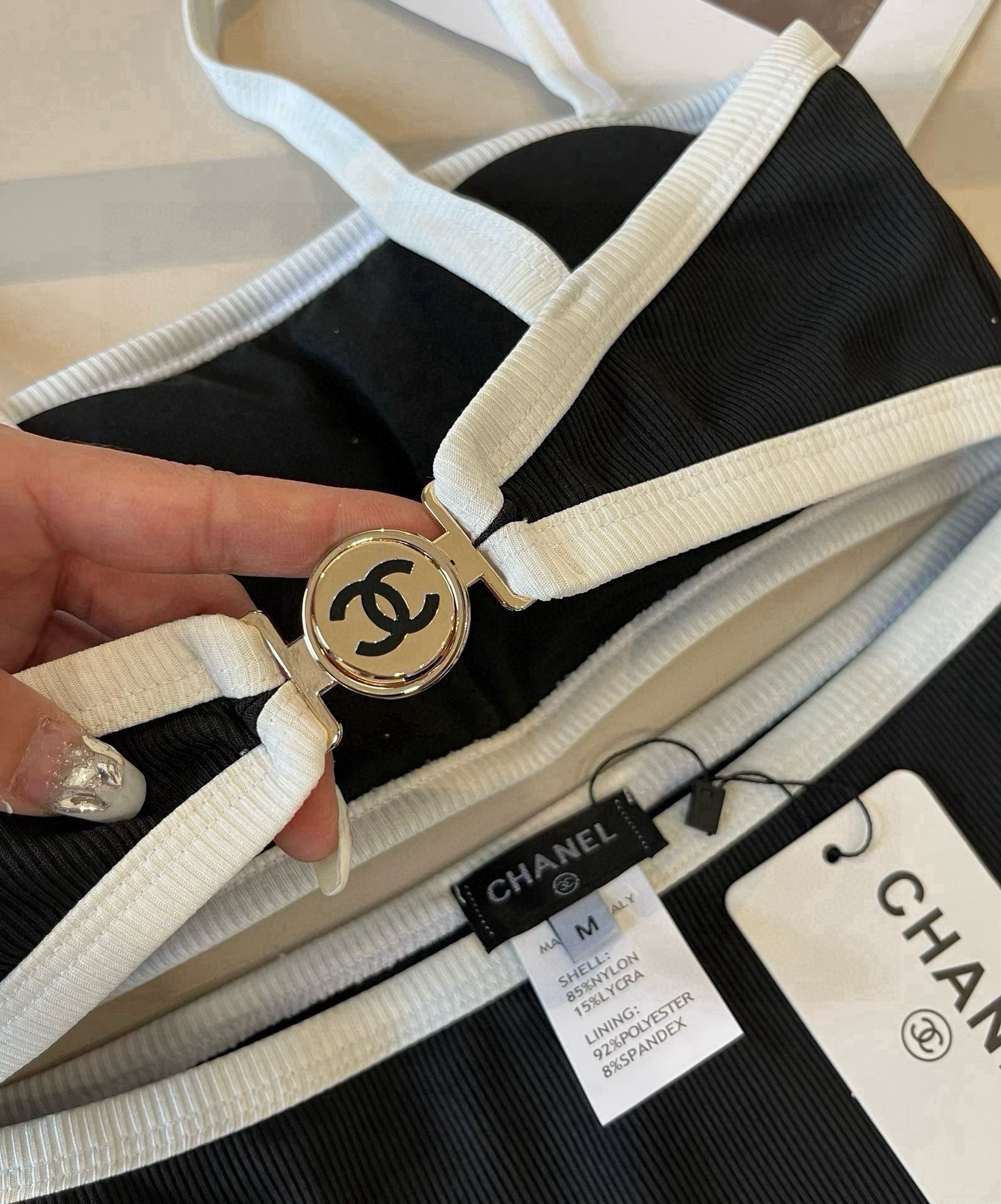。

Chanel香奈儿中古针织比基尼👙，分体泳衣，S M L XL