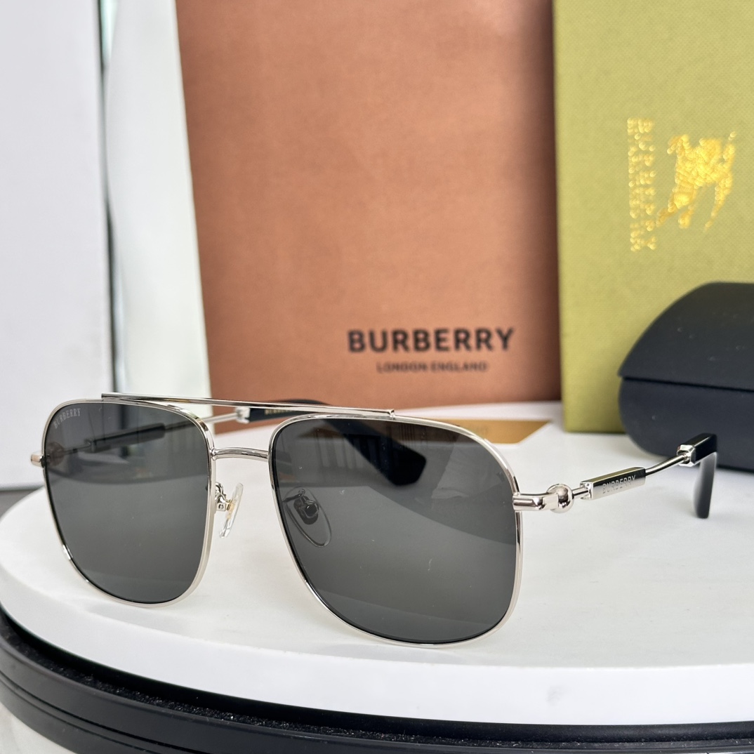 。  ‼️BURBERR* 
MODEL：OBE3159 
SIZE：58口16-145