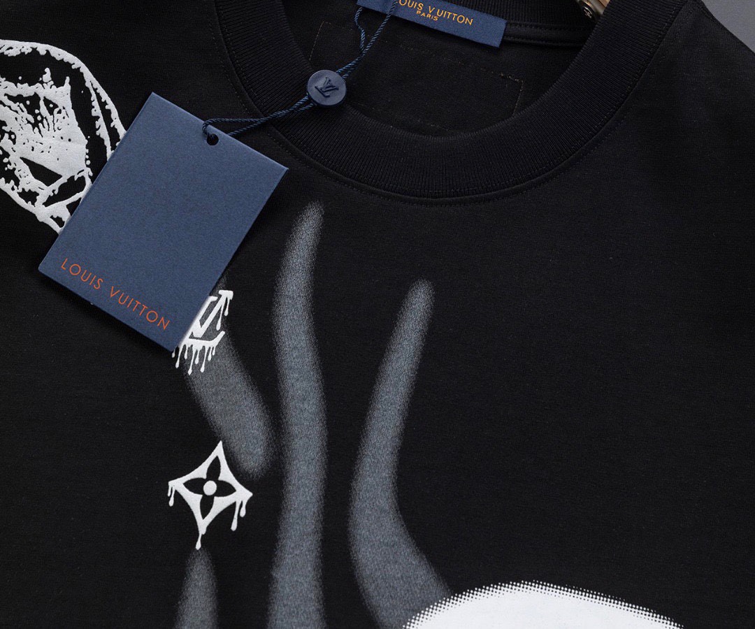 路易威登/Louis Vuitton 夏季新款 锻炼火燃烧印花圆领短袖T恤 白色/黑色