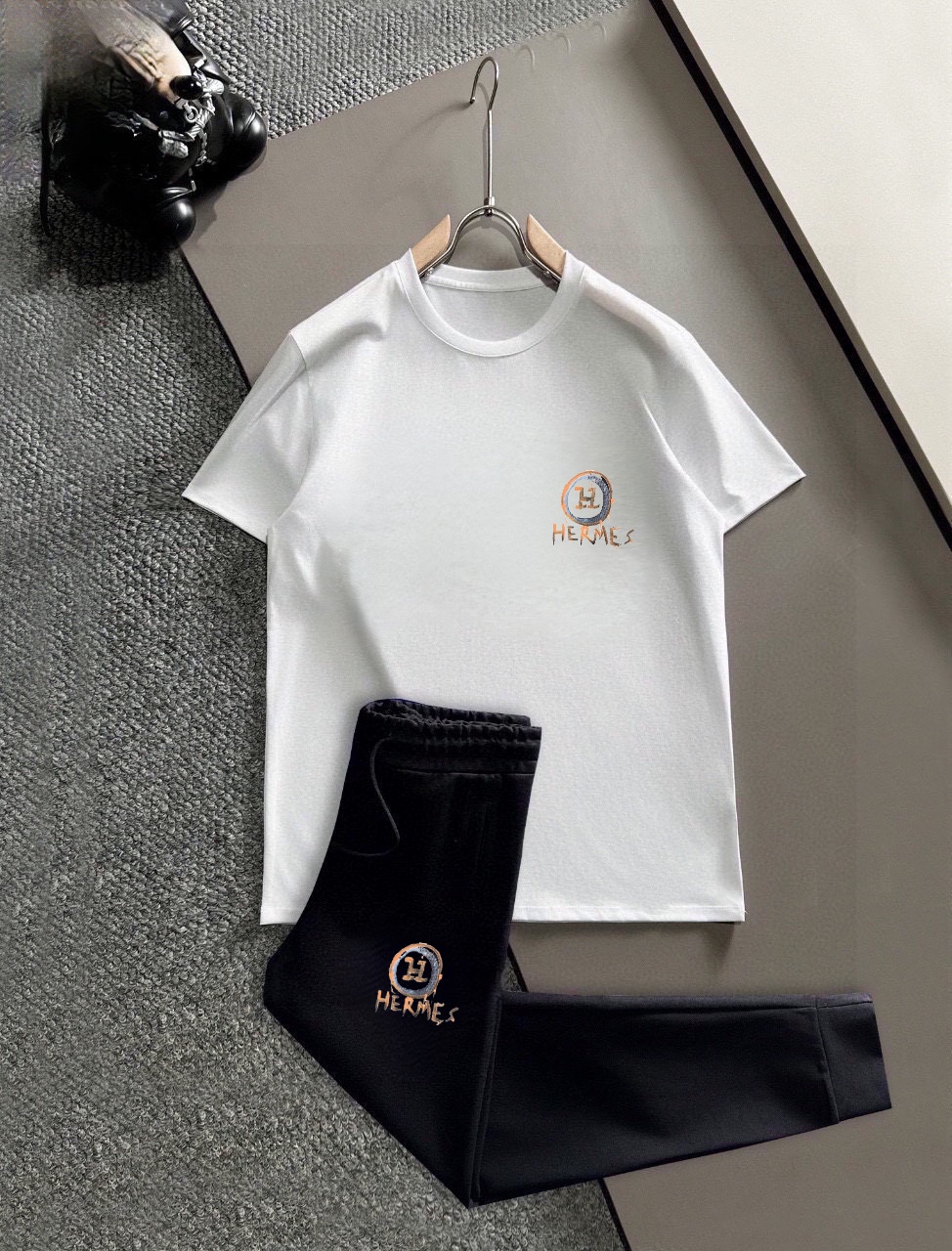 Hermès HERMES 爱马仕 (胖子福音) 2025 世界知名奢侈品牌