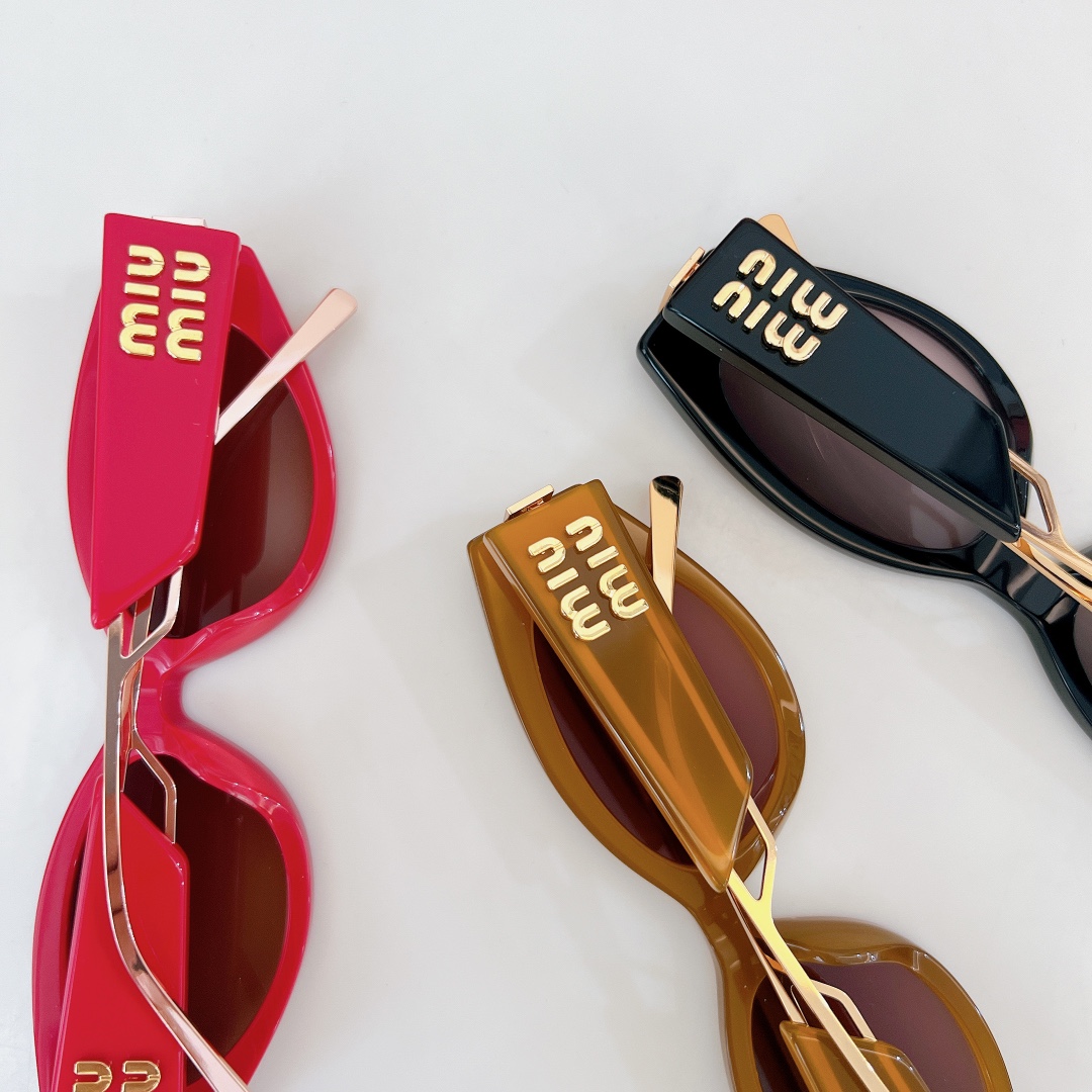  MIU MI*
MODELMU130AV 
SIZE：52口17-142
🔝🔝