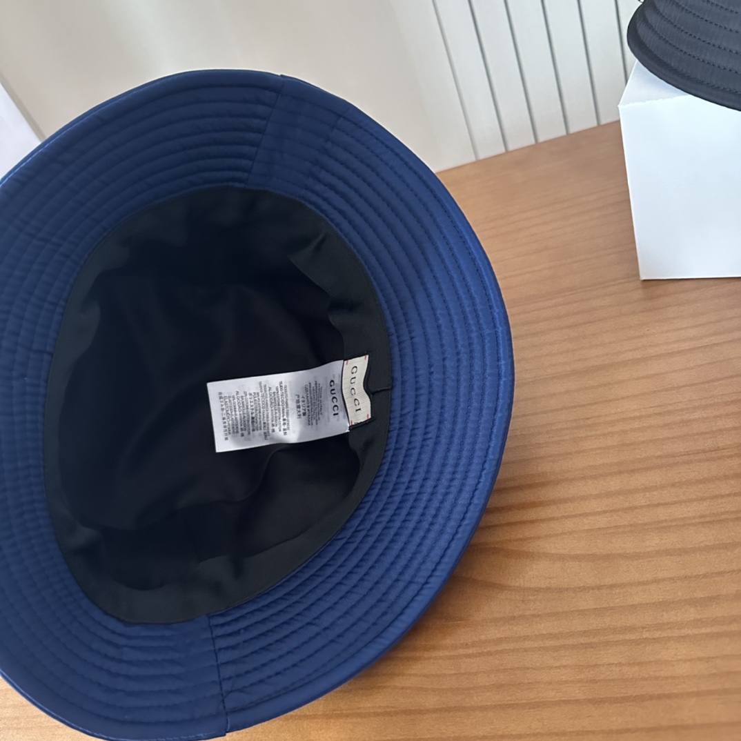 


GUCCI古奇 2025专柜新款简约刺绣款渔夫帽，很潮！休闲运动款，经典制作，超级好搭衣服！