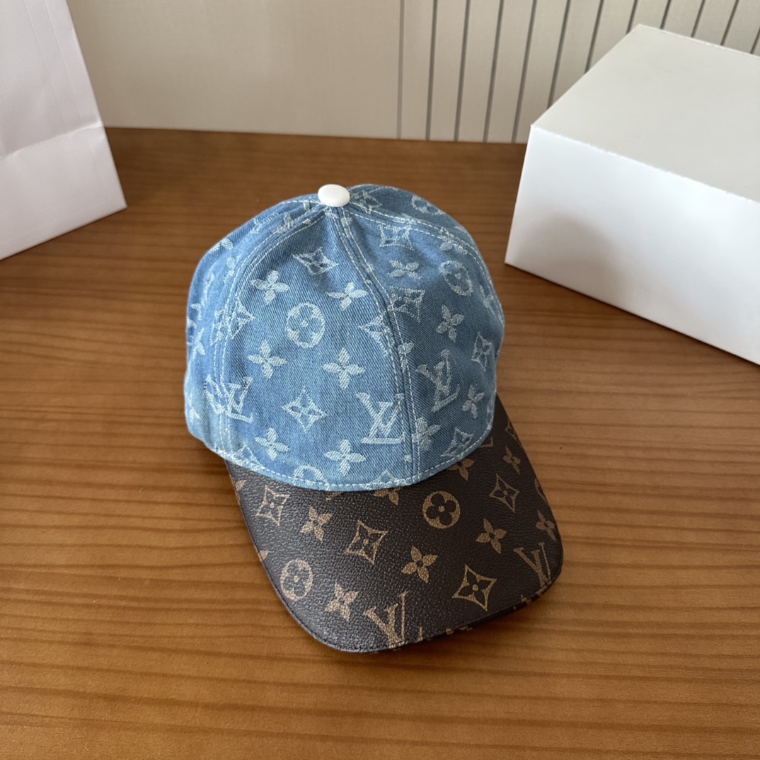

LV路易威登棒球帽  轻盈透气。完美版型，独家实物拍摄，男女适用
