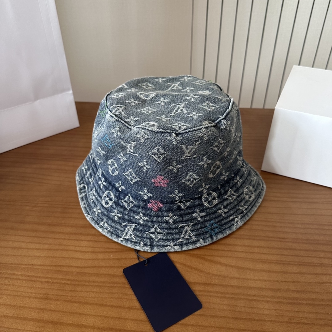 

LV路易威登渔夫帽  轻盈透气。完美版型，独家实物拍摄，男女适用