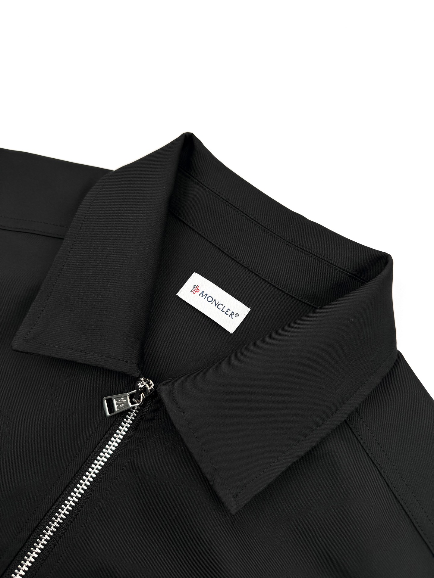 Moncler Men's Black Cotton Blend Zip-Up Shirt Jacket with Logo Patch 4 i1751563041 4192 4