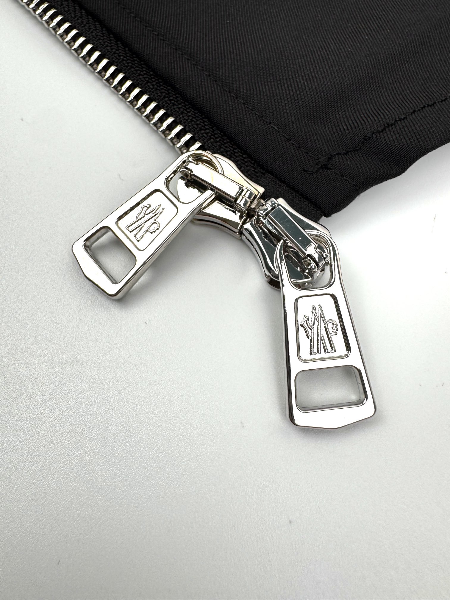 Moncler Men's Black Cotton Blend Zip-Up Shirt Jacket with Logo Patch 10 i1751563041 9349 8